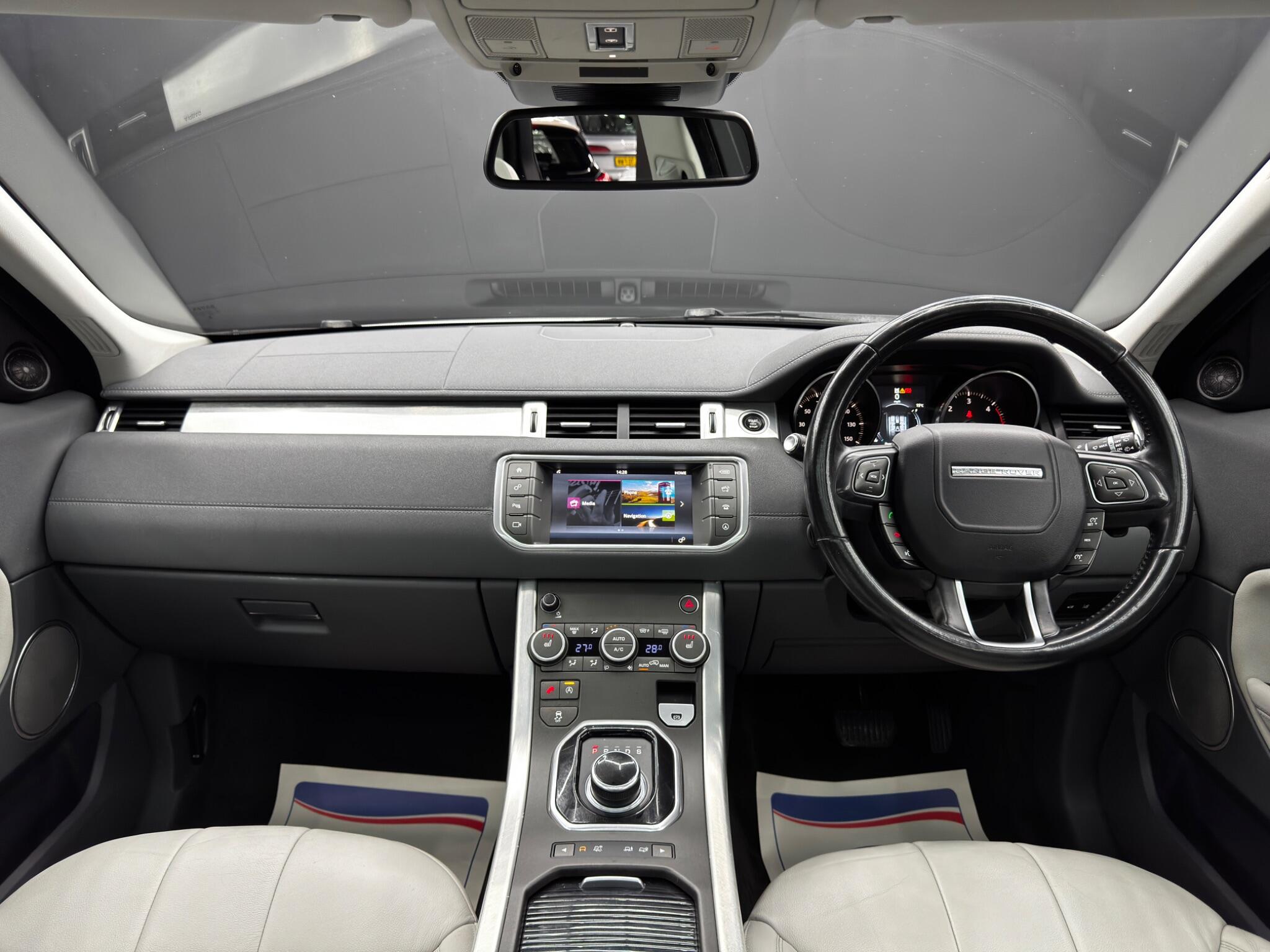 Land Rover Range Rover Evoque 2.0 TD4 SE Tech Auto 4WD Euro 6 (s/s) 5dr 5dr Automatic 2025