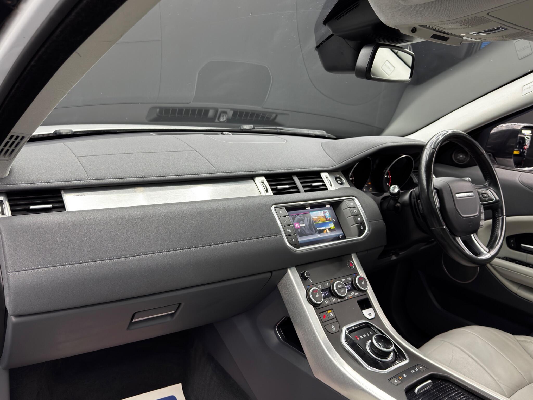 Land Rover Range Rover Evoque 2.0 TD4 SE Tech Auto 4WD Euro 6 (s/s) 5dr 5dr Automatic 2025