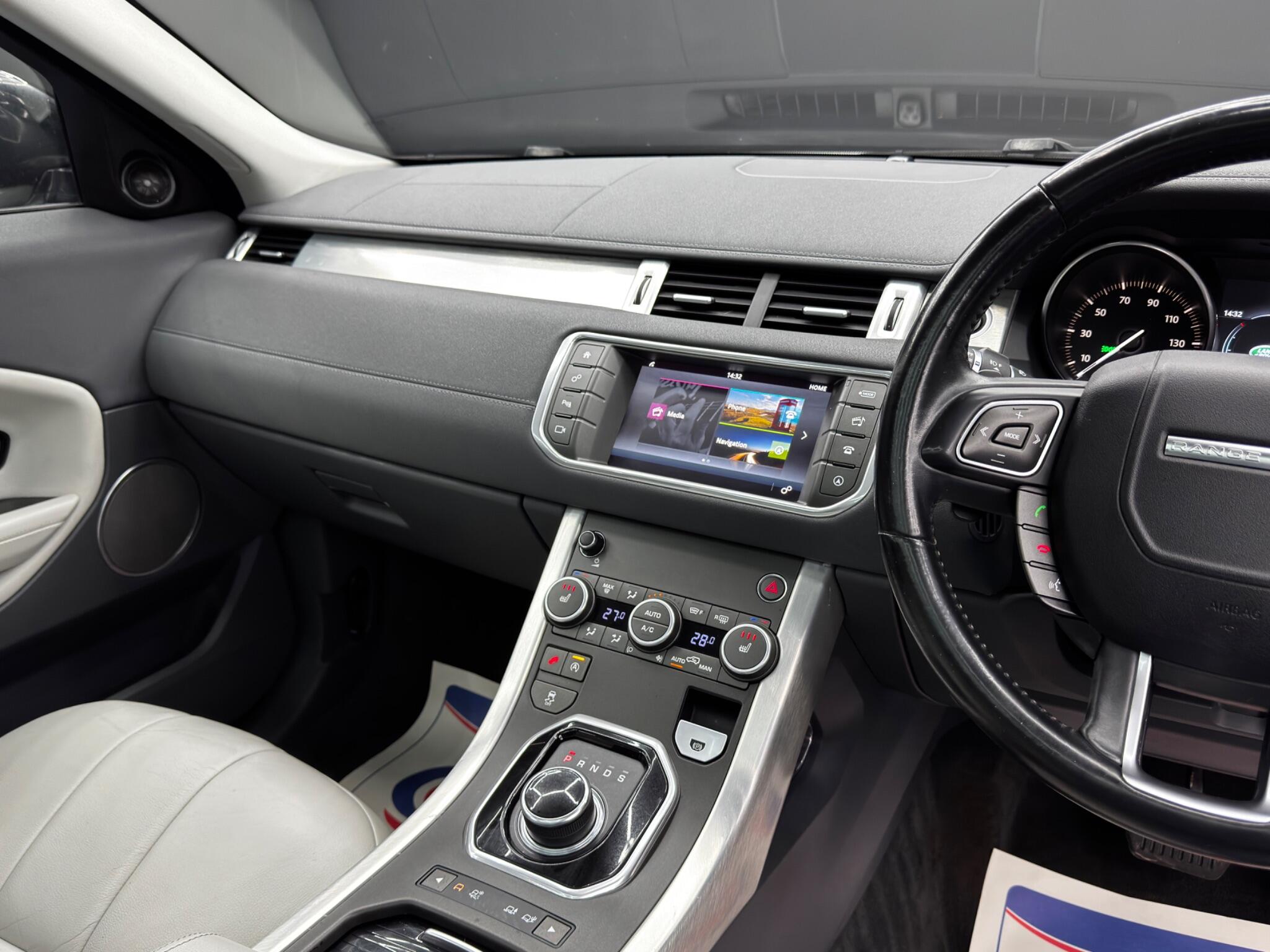 Land Rover Range Rover Evoque 2.0 TD4 SE Tech Auto 4WD Euro 6 (s/s) 5dr 5dr Automatic 2025