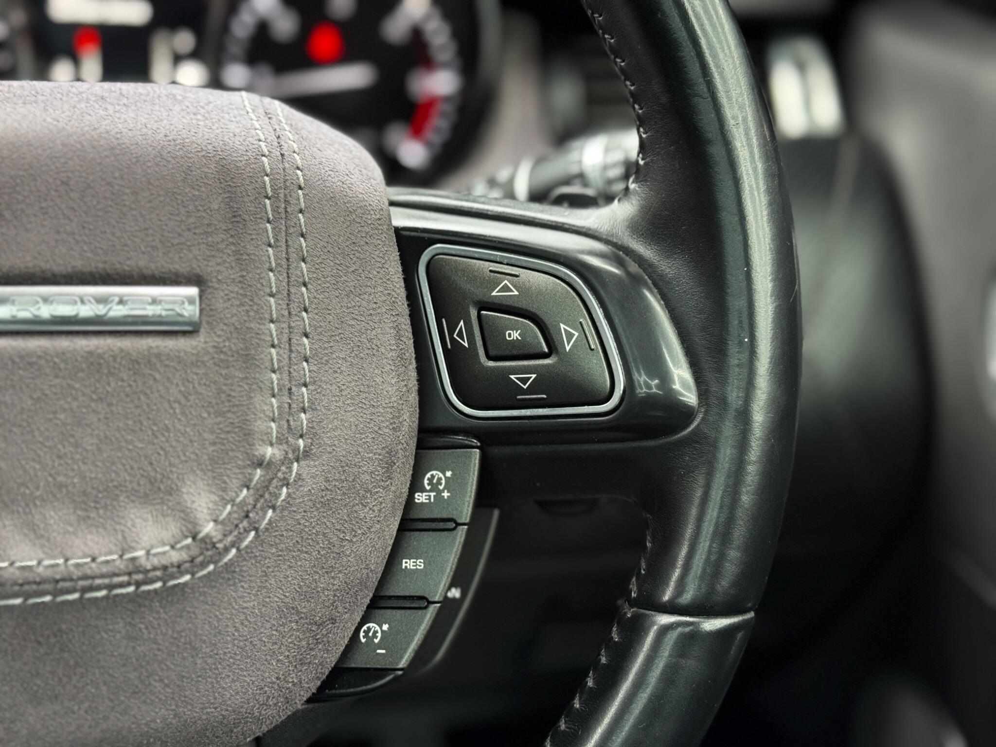 Land Rover Range Rover Evoque 2.2 SD4 Pure Tech Auto 4WD Euro 5 (s/s) 5dr 5dr Automatic 2025