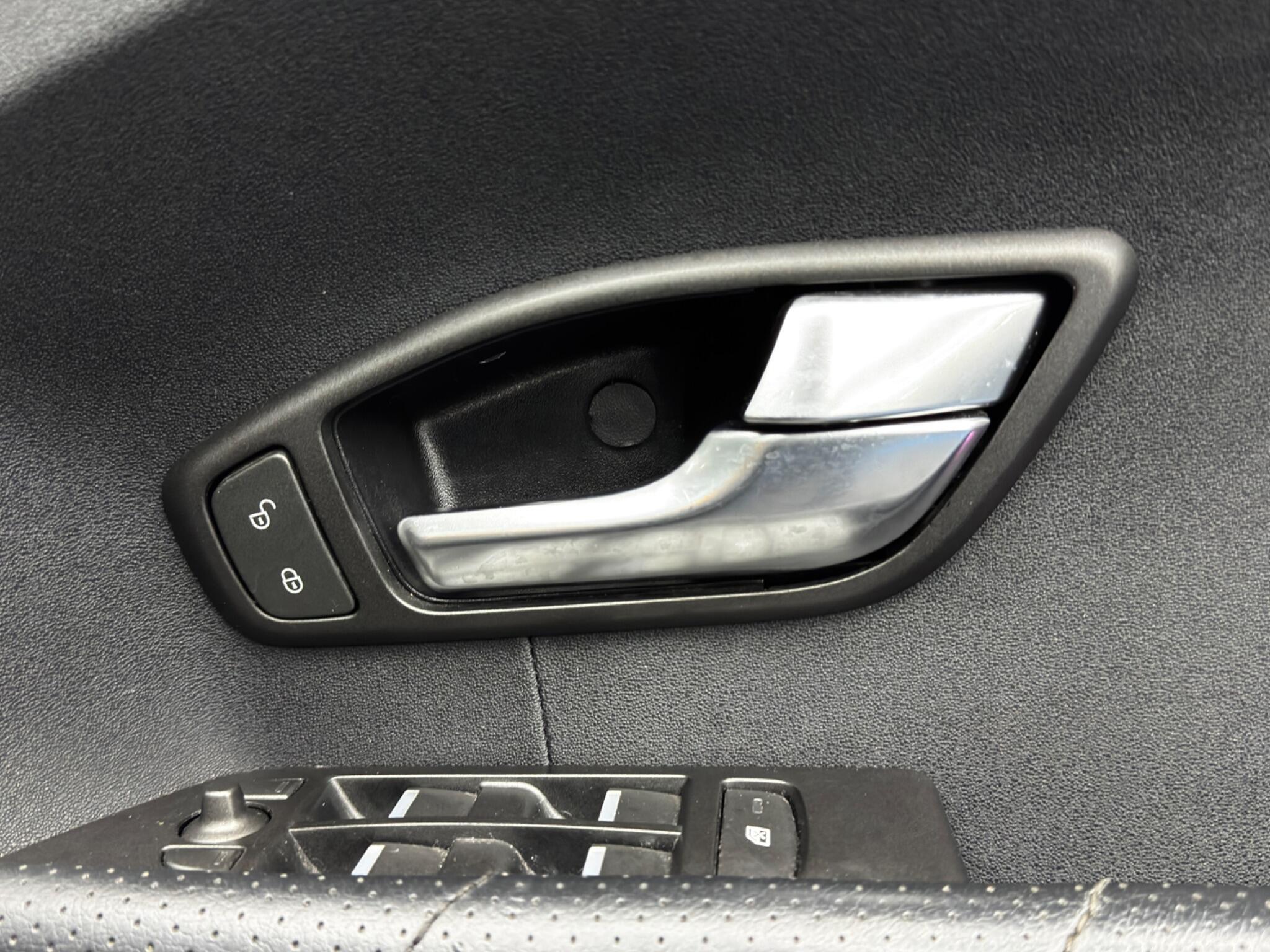 Land Rover Range Rover Evoque 2.2 SD4 Pure Tech Auto 4WD Euro 5 (s/s) 5dr 5dr Automatic 2025