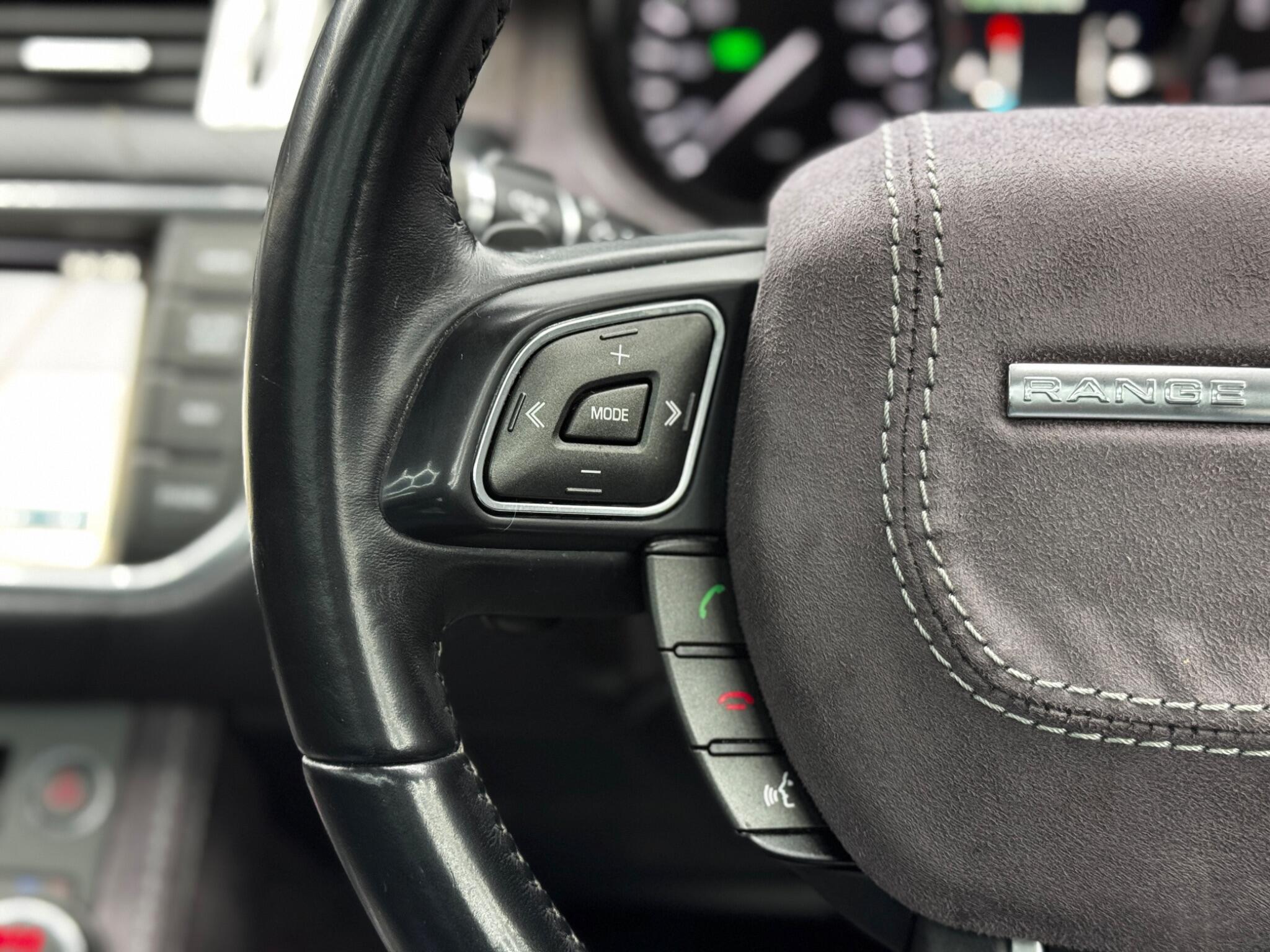 Land Rover Range Rover Evoque 2.2 SD4 Pure Tech Auto 4WD Euro 5 (s/s) 5dr 5dr Automatic 2025