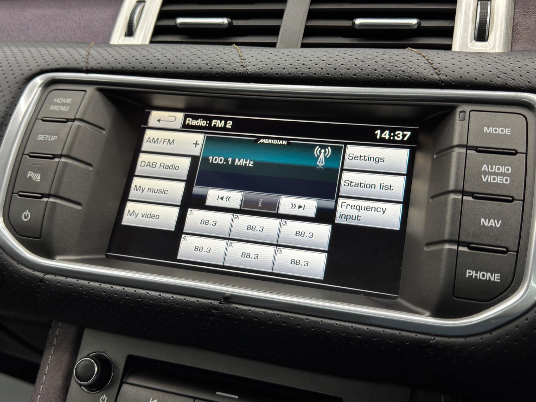 Land Rover Range Rover Evoque 2.2 SD4 Pure Tech Auto 4WD Euro 5 (s/s) 5dr 5dr Automatic 2025