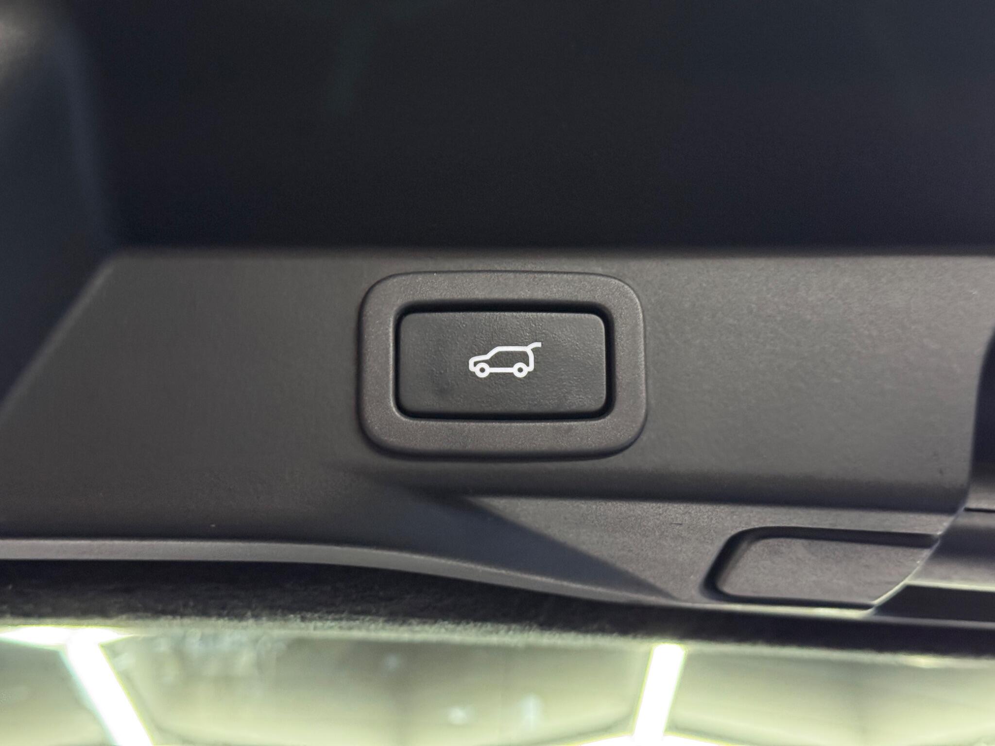 Land Rover Range Rover Sport 3.0 SD V6 HSE Dynamic Auto 4WD Euro 6 (s/s) 5dr 5dr Automatic 2026