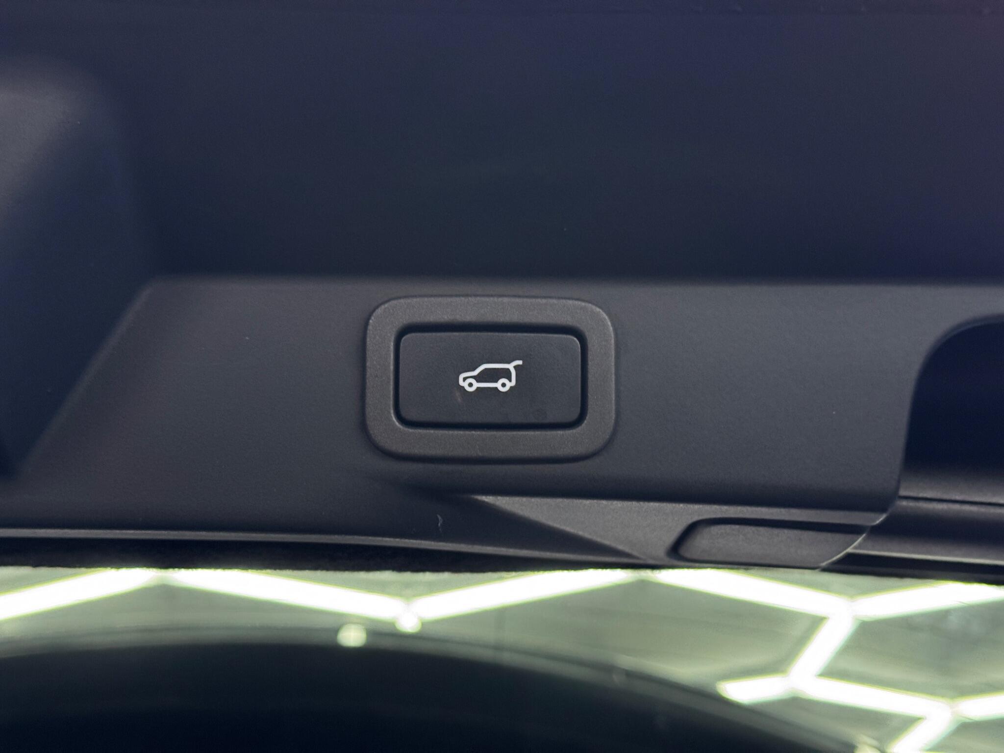 Land Rover Range Rover Sport 3.0 SD V6 HSE Dynamic Auto 4WD Euro 6 (s/s) 5dr 5dr Automatic 2026