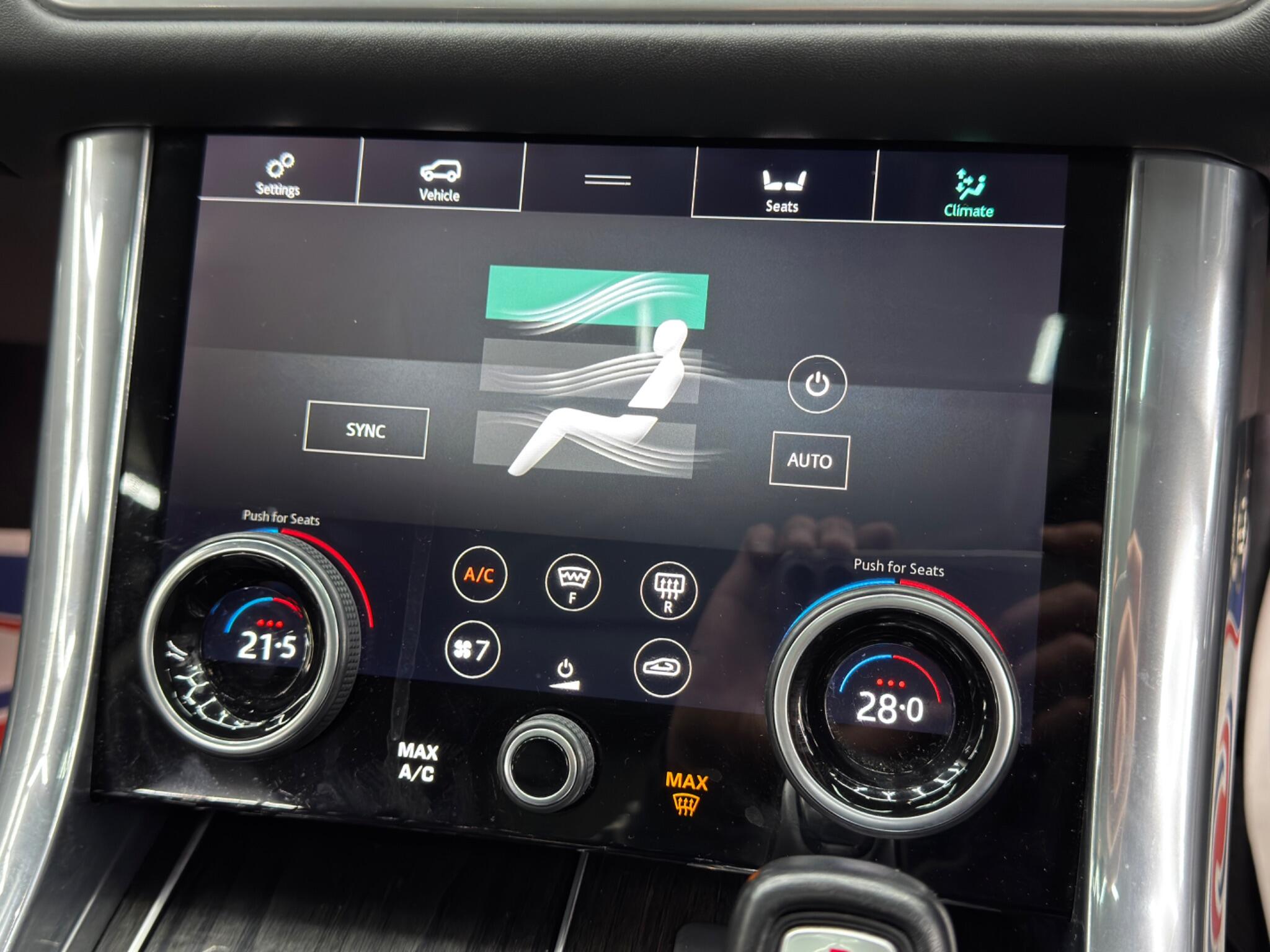 Land Rover Range Rover Sport 3.0 SD V6 HSE Dynamic Auto 4WD Euro 6 (s/s) 5dr 5dr Automatic 2026