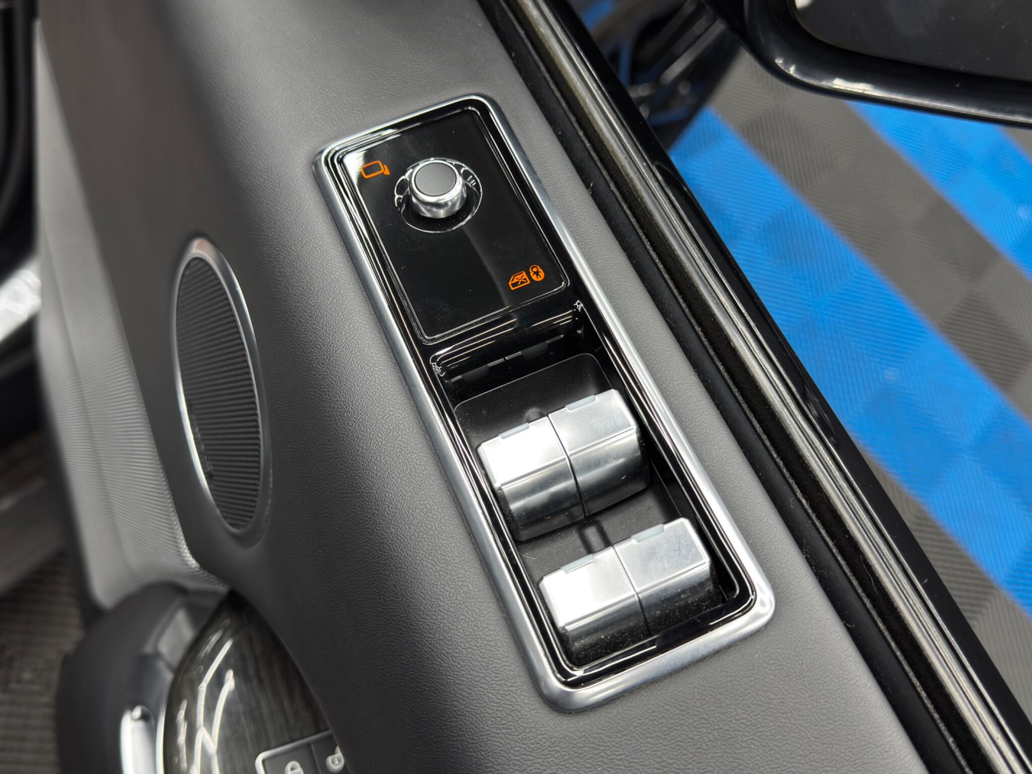 Land Rover Range Rover Sport 3.0 SD V6 HSE Dynamic Auto 4WD Euro 6 (s/s) 5dr 5dr Automatic 2026