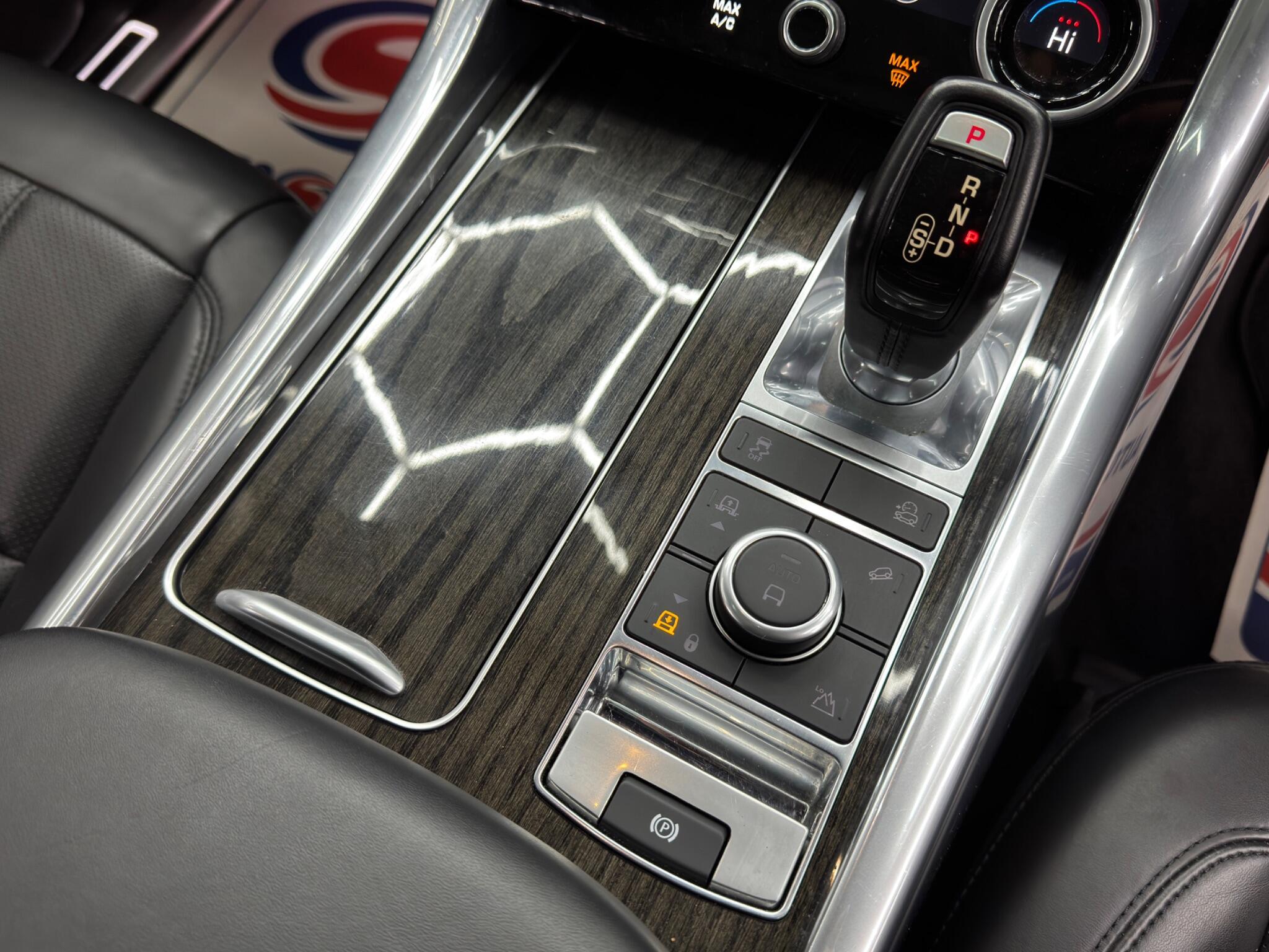 Land Rover Range Rover Sport 3.0 SD V6 HSE Dynamic Auto 4WD Euro 6 (s/s) 5dr 5dr Automatic 2026