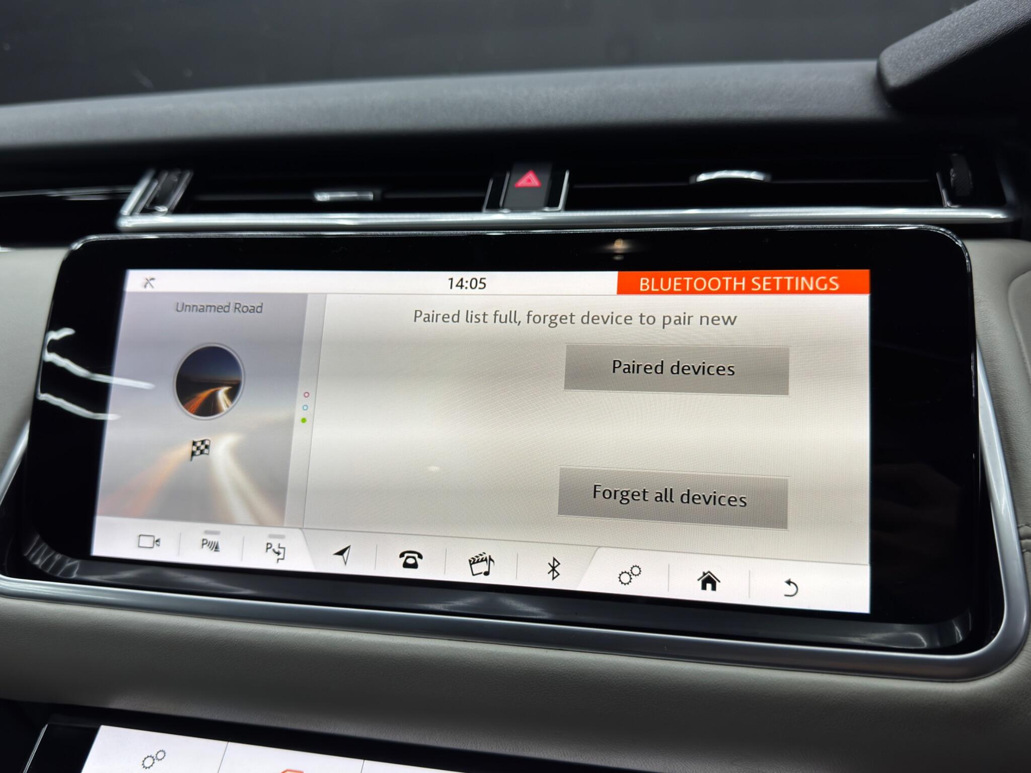 Land Rover Range Rover Velar 3.0 D300 R-Dynamic HSE Auto 4WD Euro 6 (s/s) 5dr 5dr Automatic 2026