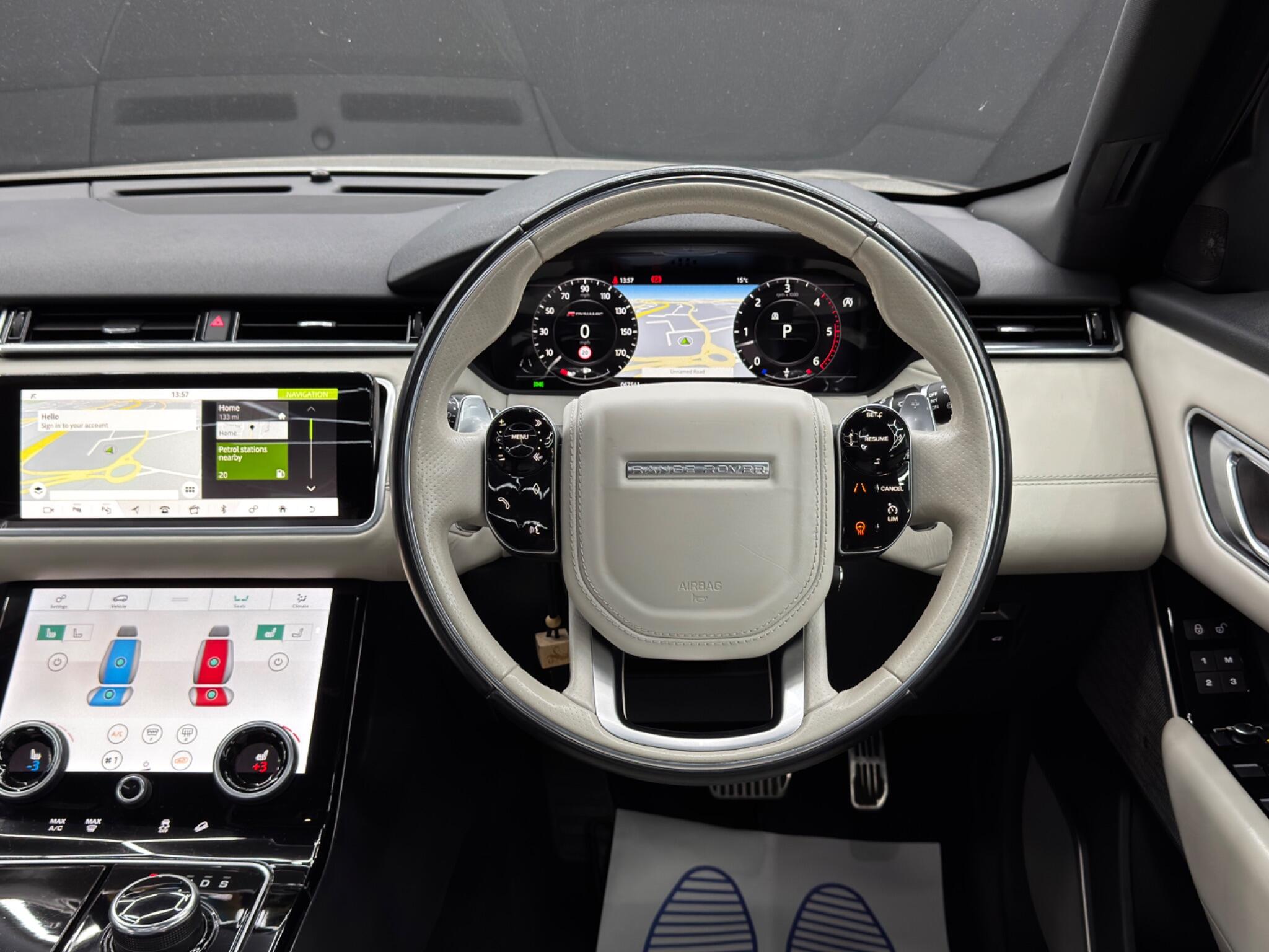 Land Rover Range Rover Velar 3.0 D300 R-Dynamic HSE Auto 4WD Euro 6 (s/s) 5dr 5dr Automatic 2026