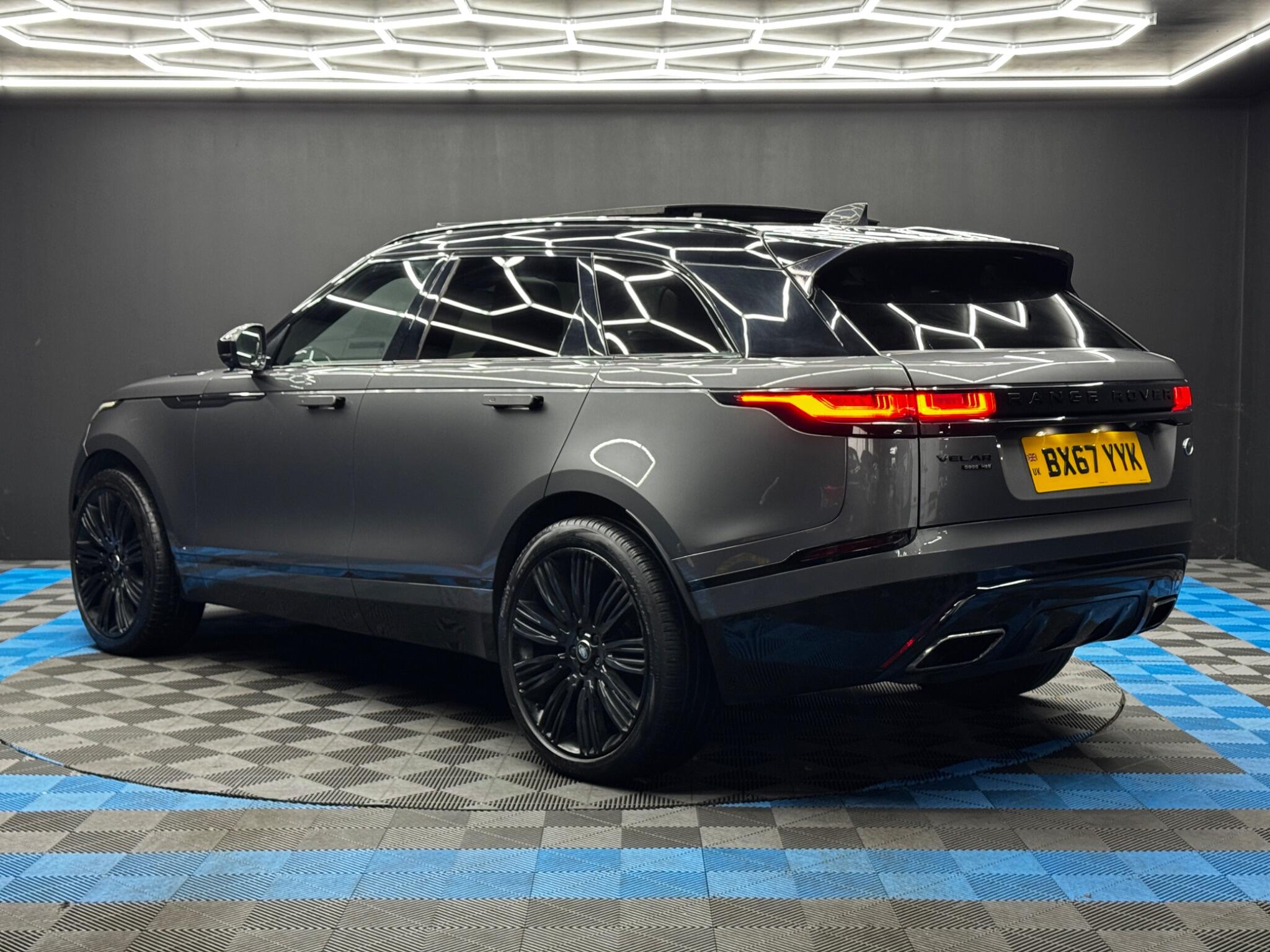 Land Rover Range Rover Velar 3.0 SD6 V6 R-Dynamic HSE Auto 4WD Euro 6 (s/s) 5dr 5dr Automatic 2025