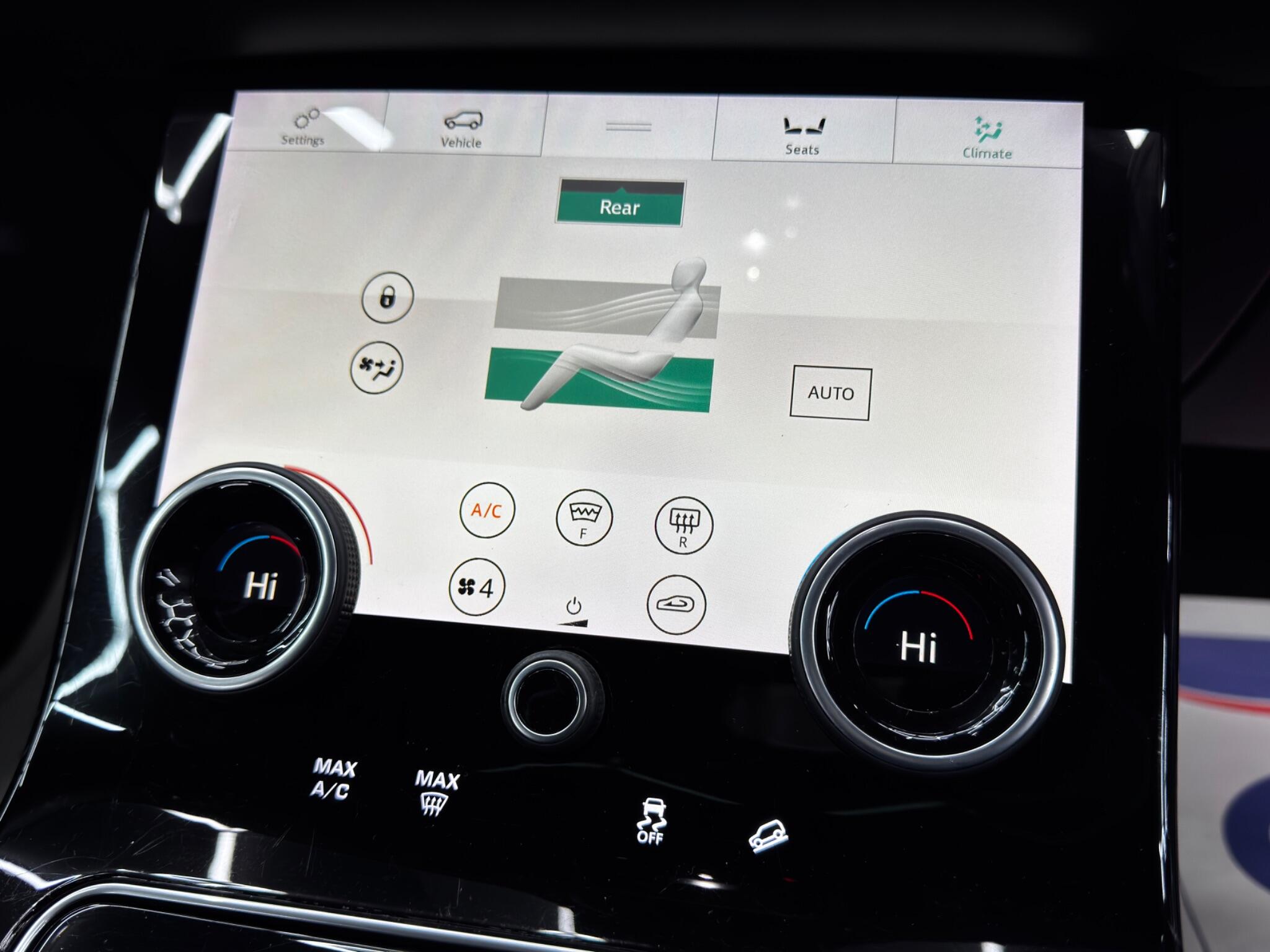 Land Rover Range Rover Velar 3.0 SD6 V6 R-Dynamic HSE Auto 4WD Euro 6 (s/s) 5dr 5dr Automatic 2025