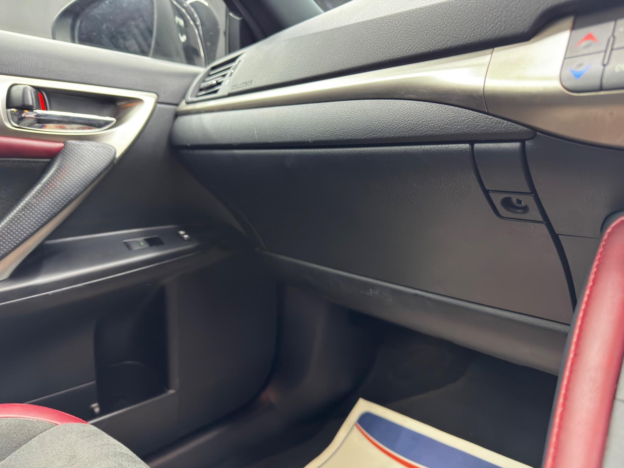 Lexus CT 1.8 200h E-CVT Euro 6 (s/s) 5dr 5dr Automatic 2026