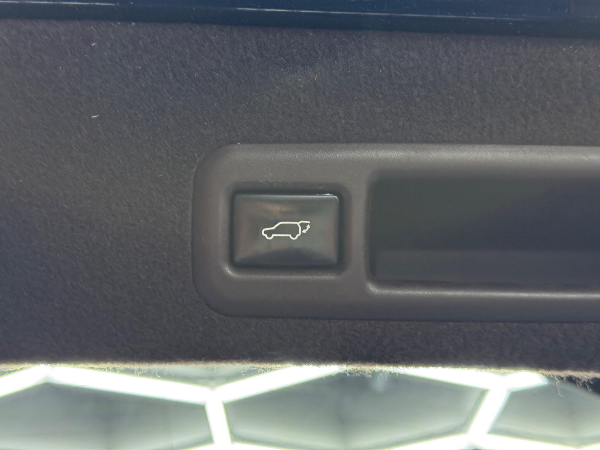 Lexus RX 3.5 450h V6 Luxury CVT 4WD Euro 6 (s/s) 5dr 5dr Automatic 2026