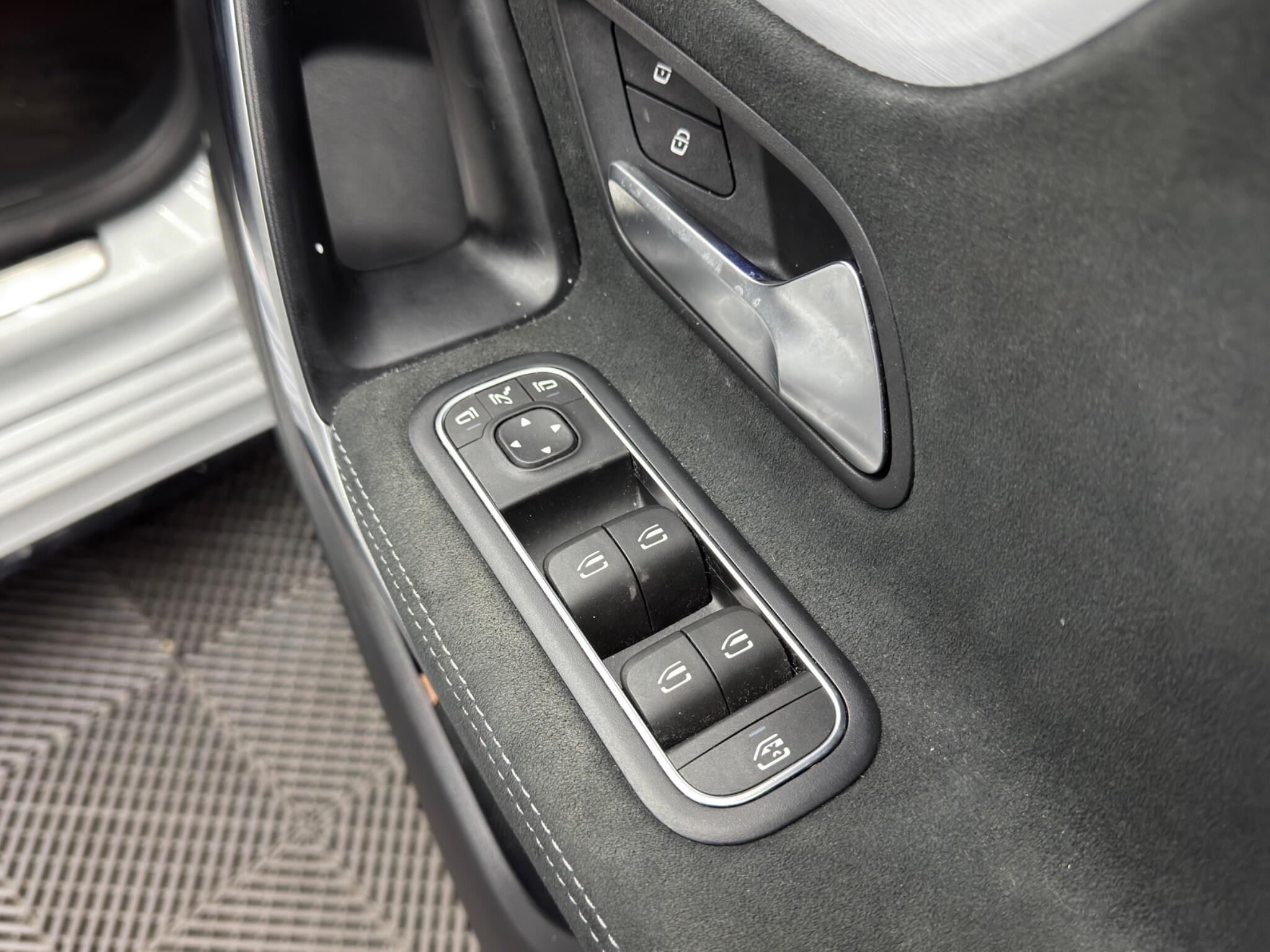 Mercedes-Benz A Class 1.3 A200 AMG Line Edition (Executive) 7G-DCT Euro 6 (s/s) 5dr 5dr Automatic 2026