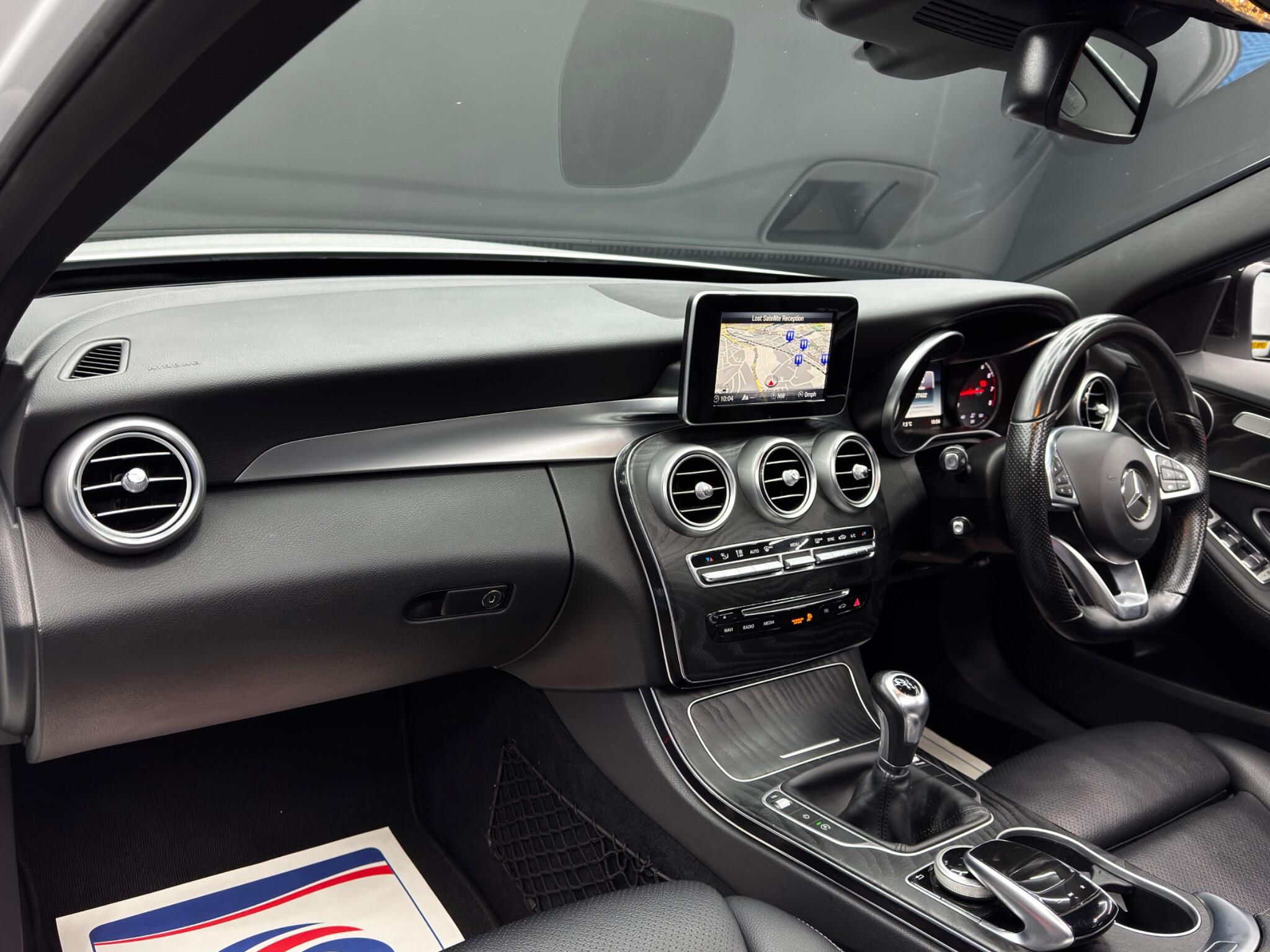 Mercedes-Benz C Class 2.0 C200 AMG Line Euro 6 (s/s) 4dr 4dr Manual 2025