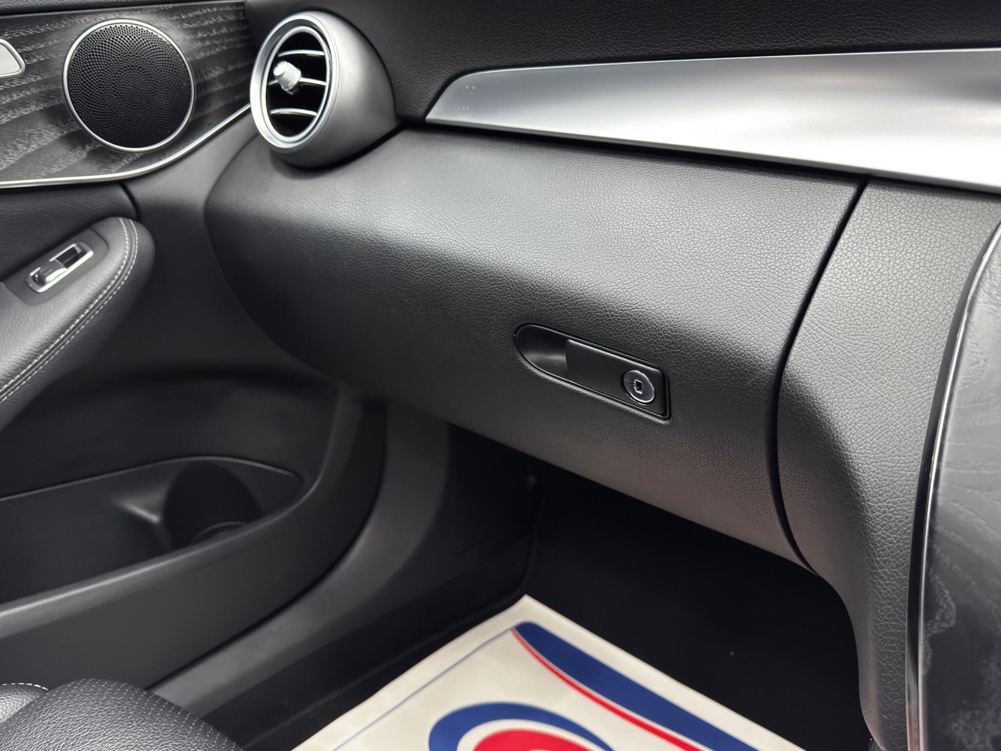 Mercedes-Benz C Class 2.0 C200 AMG Line Euro 6 (s/s) 4dr 4dr Manual 2025