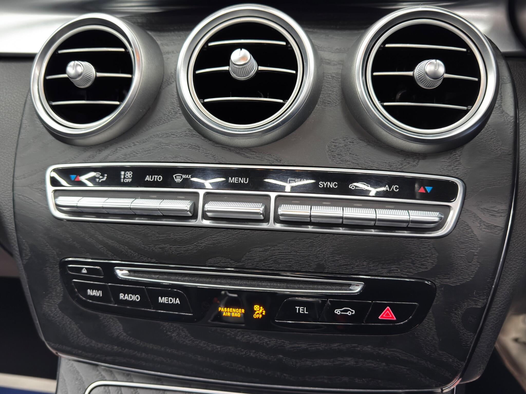 Mercedes-Benz C Class 2.0 C200 AMG Line Euro 6 (s/s) 4dr 4dr Manual 2025