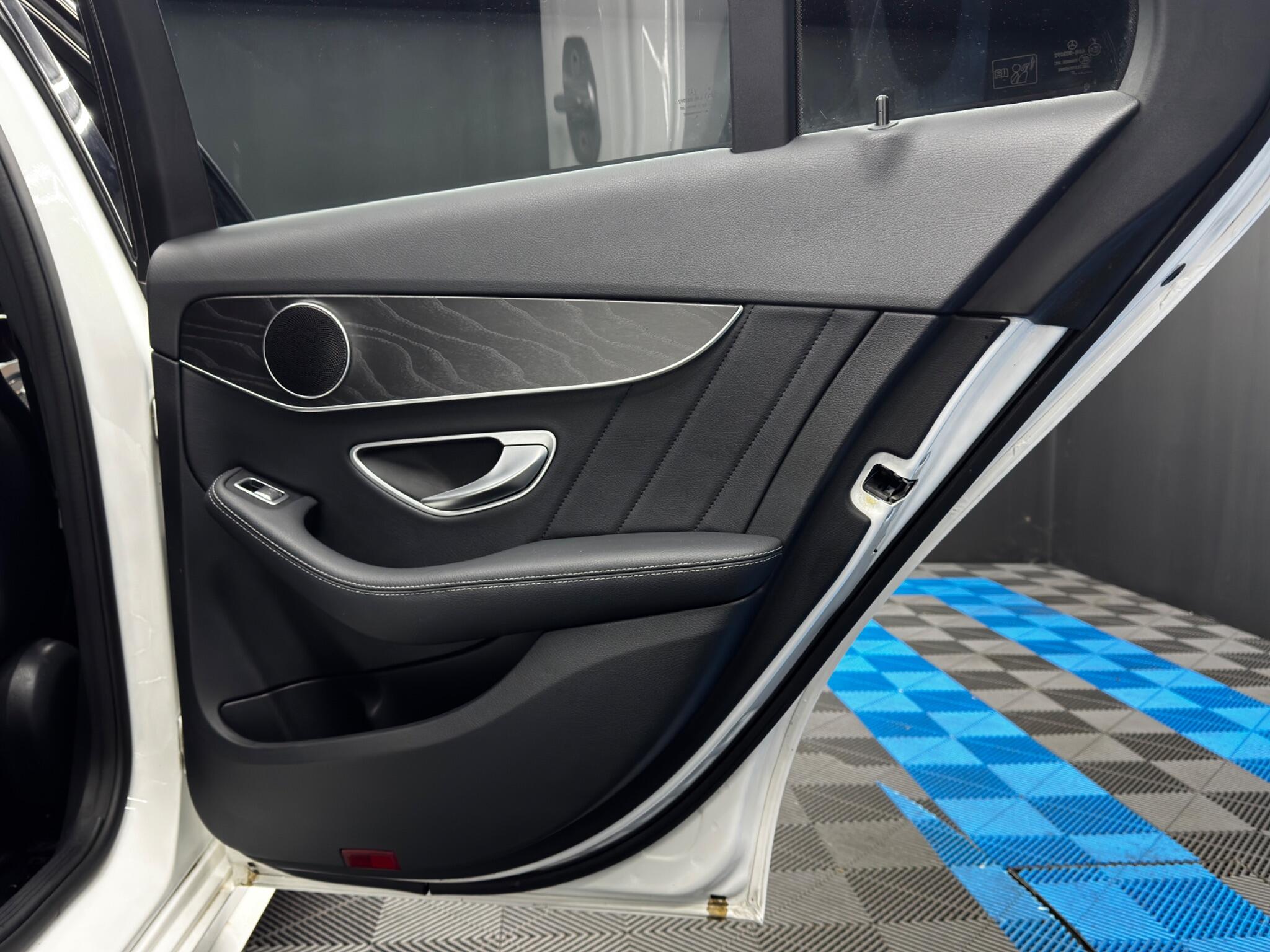 Mercedes-Benz C Class 2.0 C200 AMG Line Euro 6 (s/s) 4dr 4dr Manual 2025