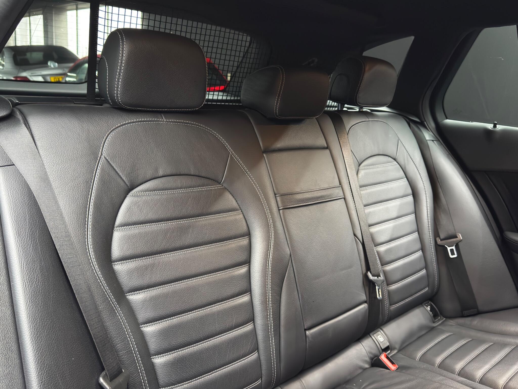 Mercedes-Benz C Class 2.0 C300de 13.5kWh AMG Line Edition (Premium) G-Tronic+ Euro 6 (s/s) 5dr 5dr Automatic 2026