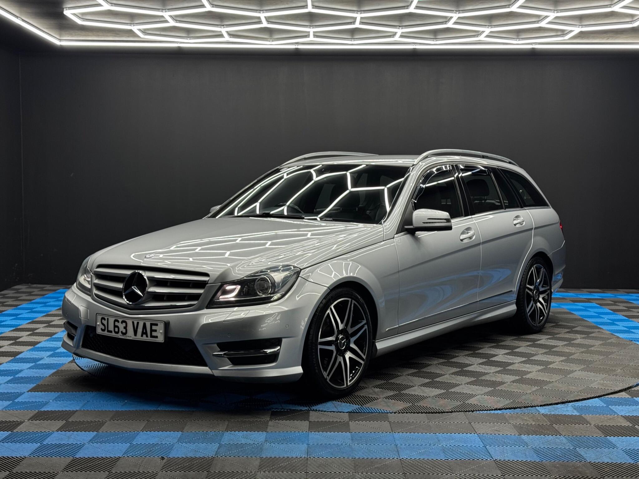 Mercedes-Benz C Class 2.1 C220 CDI AMG Sport Plus G-Tronic+ Euro 5 (s/s) 5dr 5dr Automatic 2025