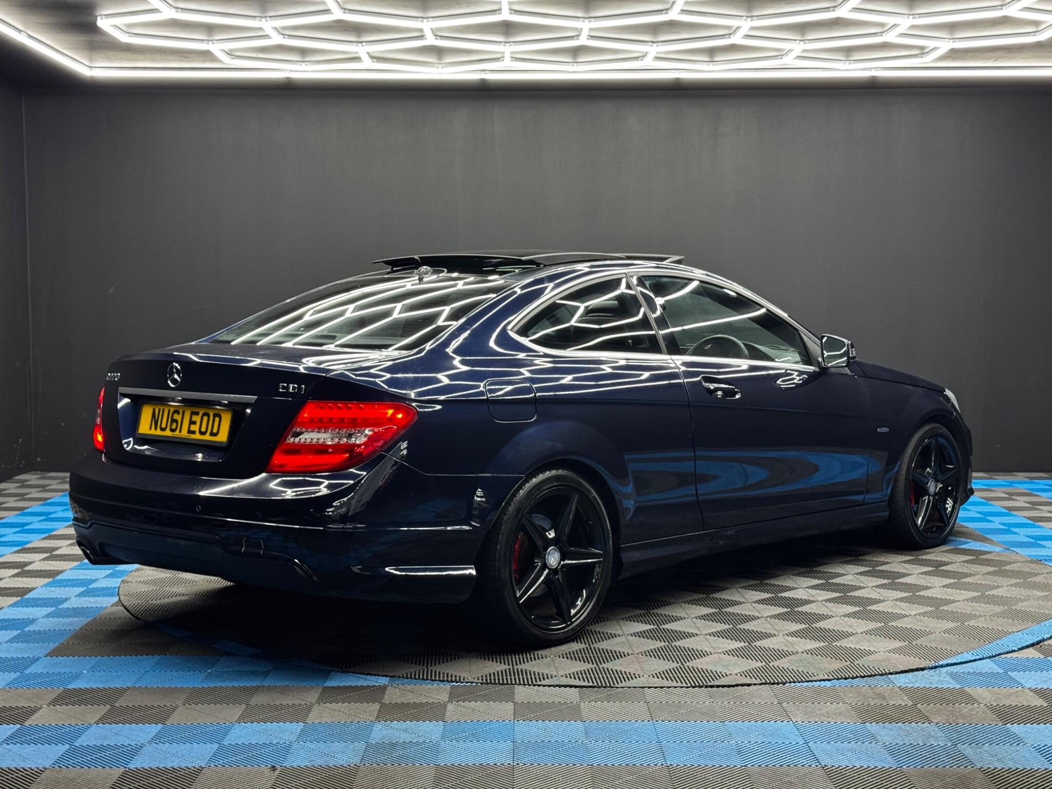 Mercedes-Benz C Class 2.1 C220 CDI BlueEfficiency AMG Sport G-Tronic+ Euro 5 (s/s) 2dr 2dr Automatic 2025