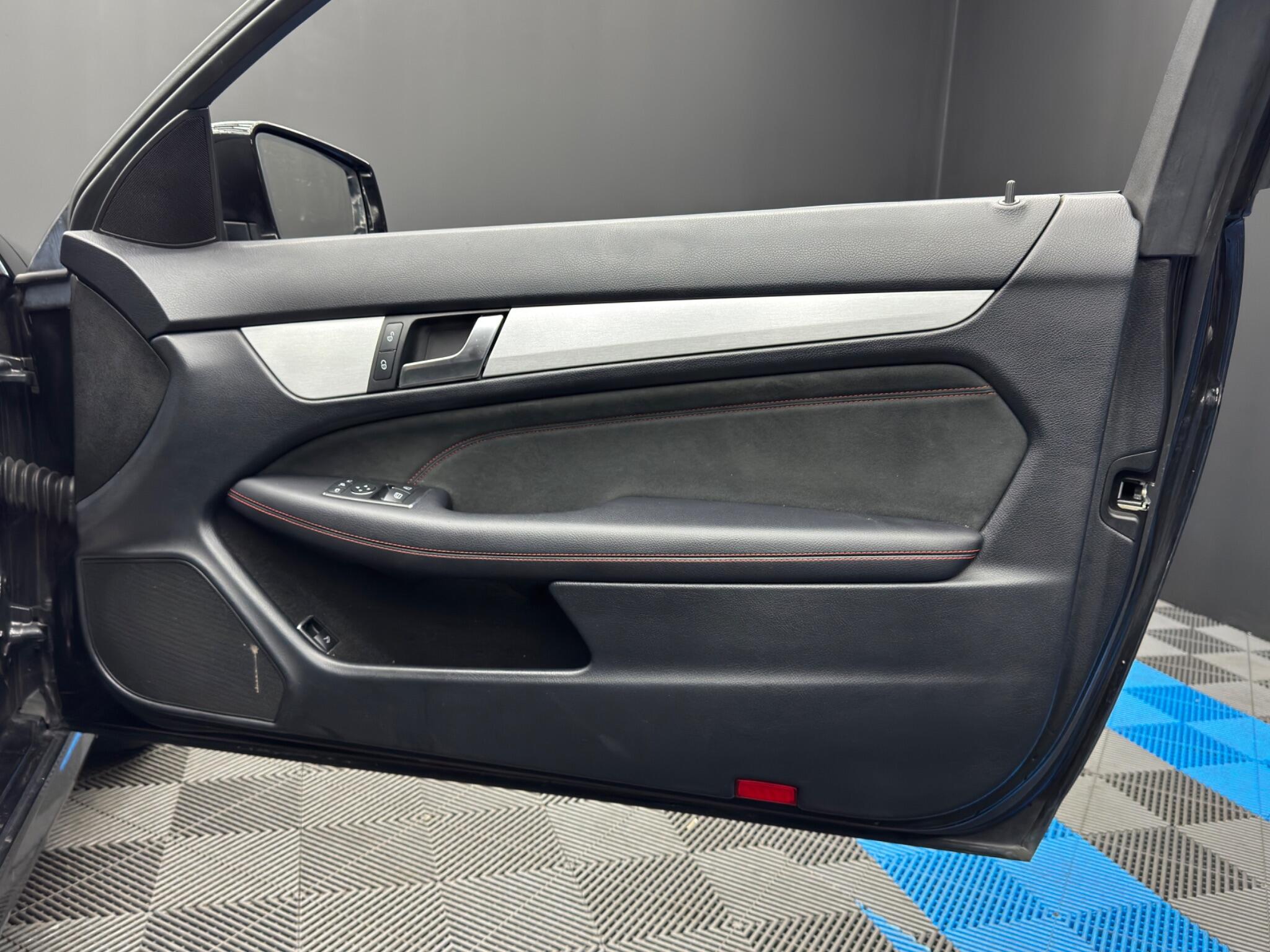 Mercedes-Benz C Class 2.1 C220 CDI BlueEfficiency AMG Sport Plus G-Tronic+ Euro 5 (s/s) 2dr 2dr Automatic 2026