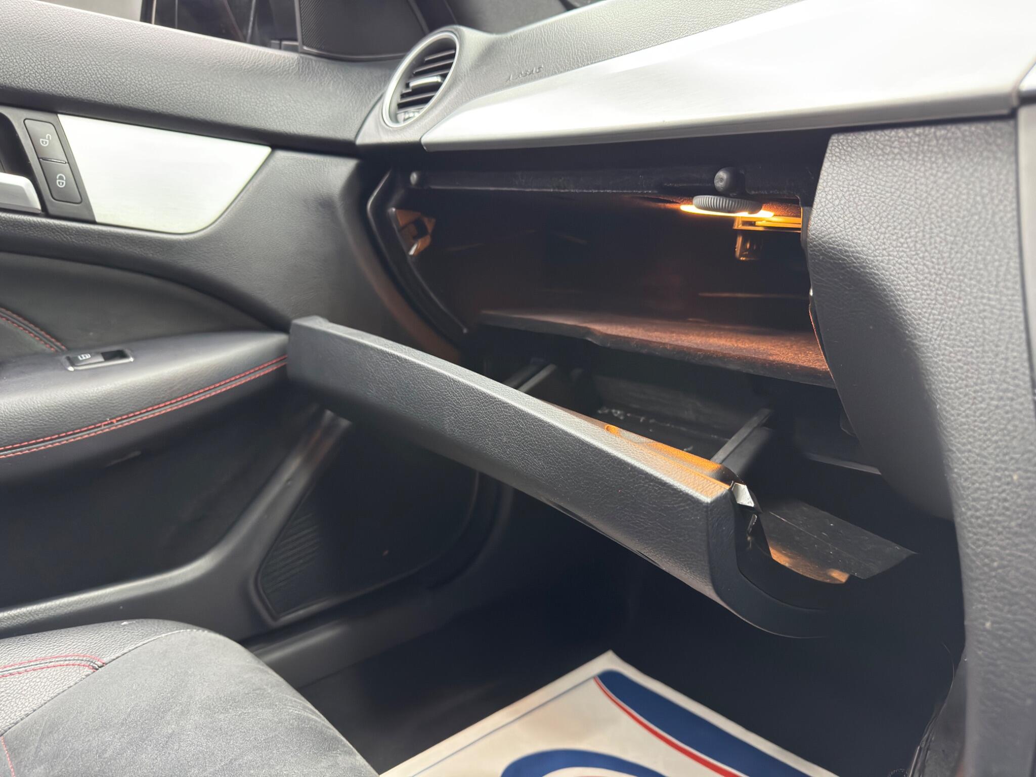 Mercedes-Benz C Class 2.1 C220 CDI BlueEfficiency AMG Sport Plus G-Tronic+ Euro 5 (s/s) 2dr 2dr Automatic 2026