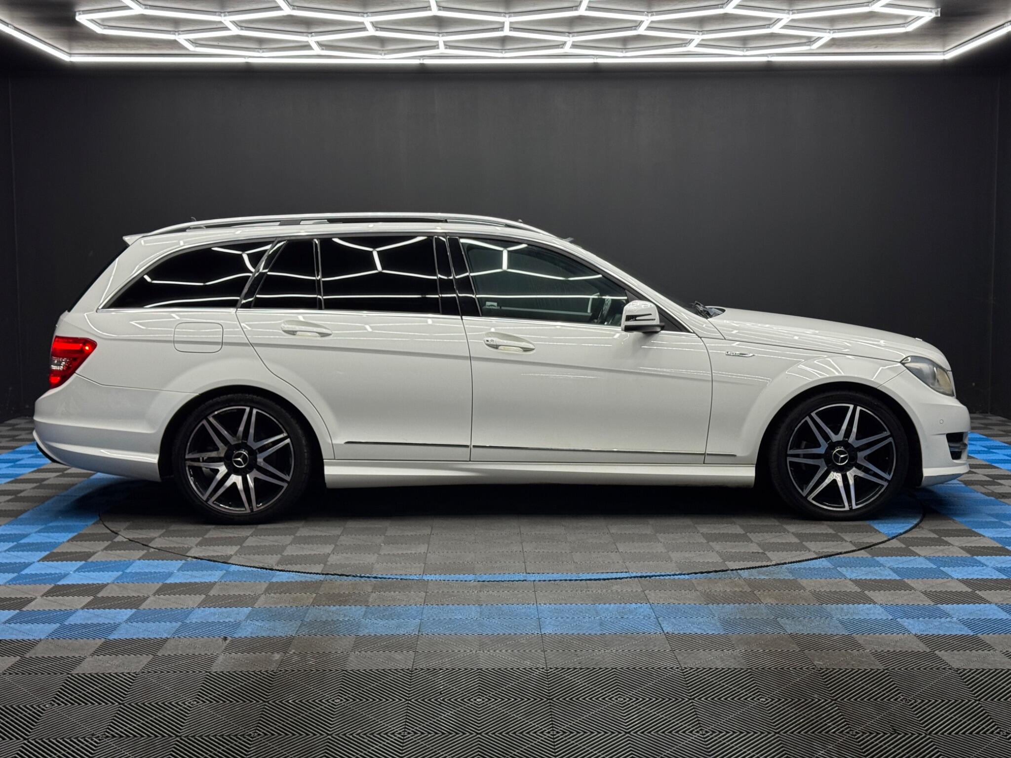 Mercedes-Benz C Class 2.1 C220 CDI BlueEfficiency AMG Sport Plus G-Tronic+ Euro 5 (s/s) 5dr 5dr Automatic 2026