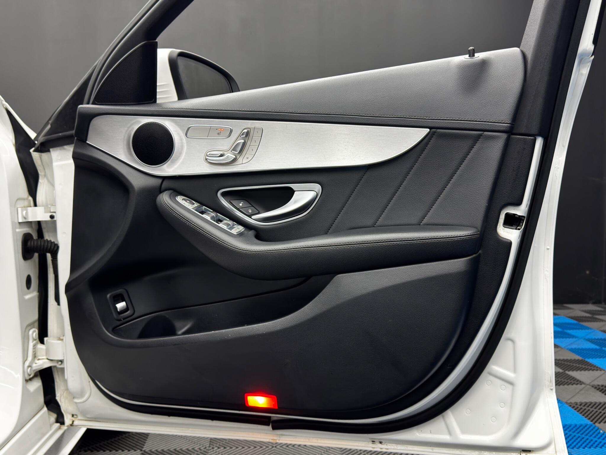 Mercedes-Benz C Class 2.1 C220d AMG Line (Premium) 7G-Tronic+ Euro 6 (s/s) 4dr 4dr Automatic 2025