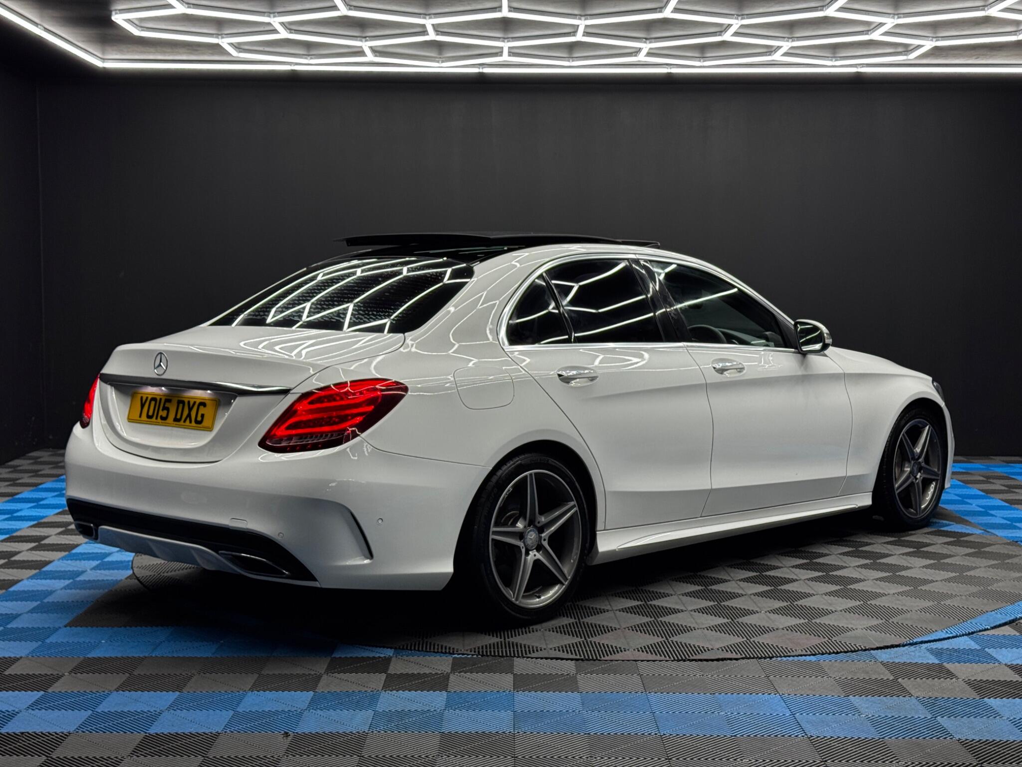 Mercedes-Benz C Class 2.1 C220d AMG Line (Premium) 7G-Tronic+ Euro 6 (s/s) 4dr 4dr Automatic 2025