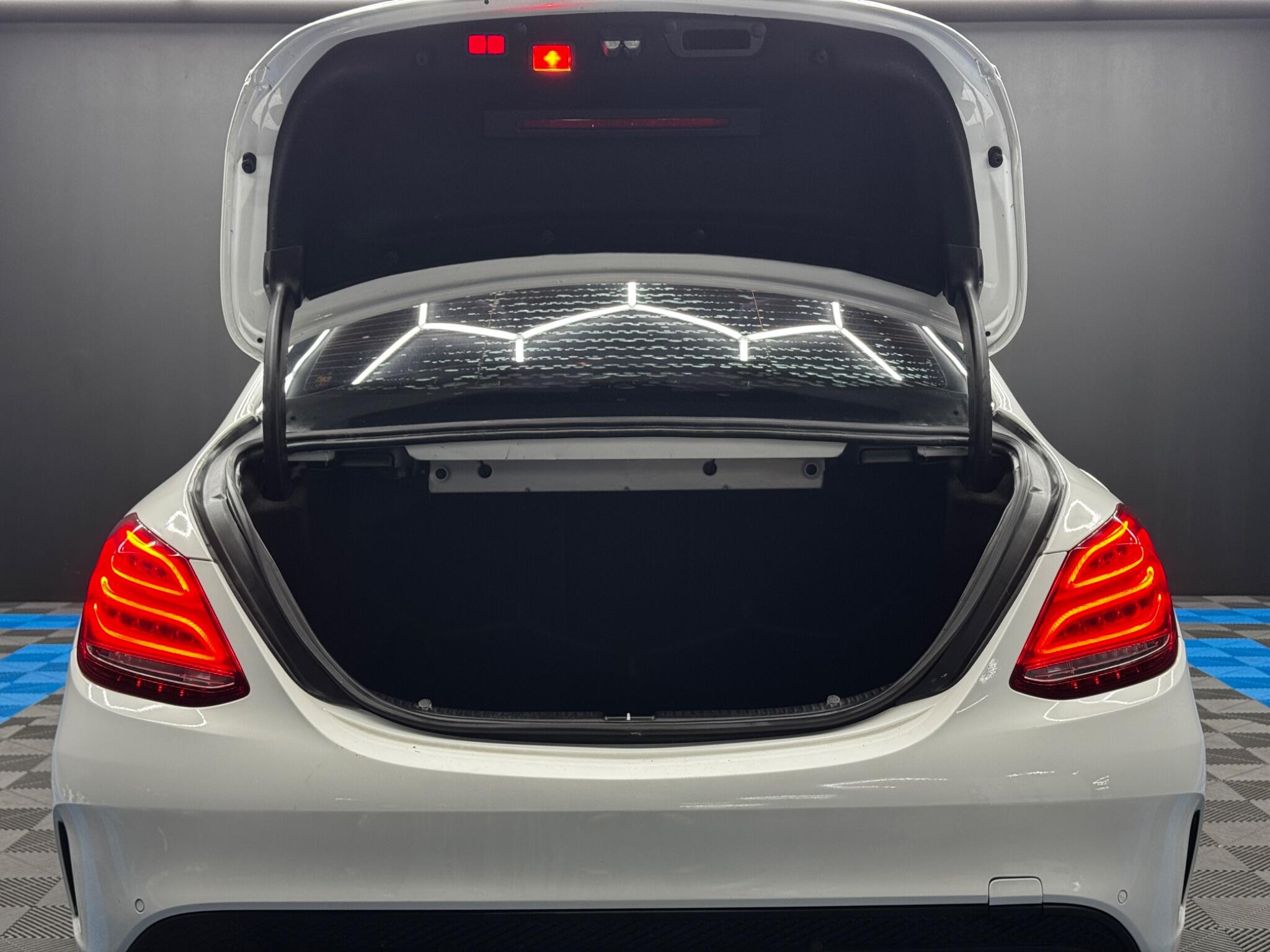 Mercedes-Benz C Class 2.1 C220d AMG Line (Premium) 7G-Tronic+ Euro 6 (s/s) 4dr 4dr Automatic 2025