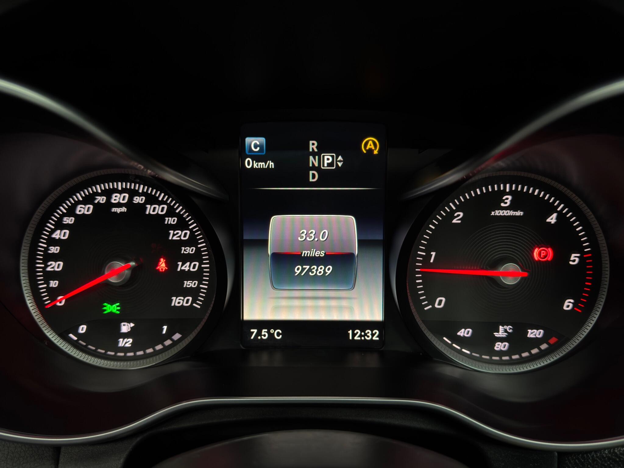 Mercedes-Benz C Class 2.1 C220d AMG Line (Premium Plus) Estate 5dr Diesel 7G-Tronic+ Euro 6 (s/s) (170 ps) 5dr Automatic 2025