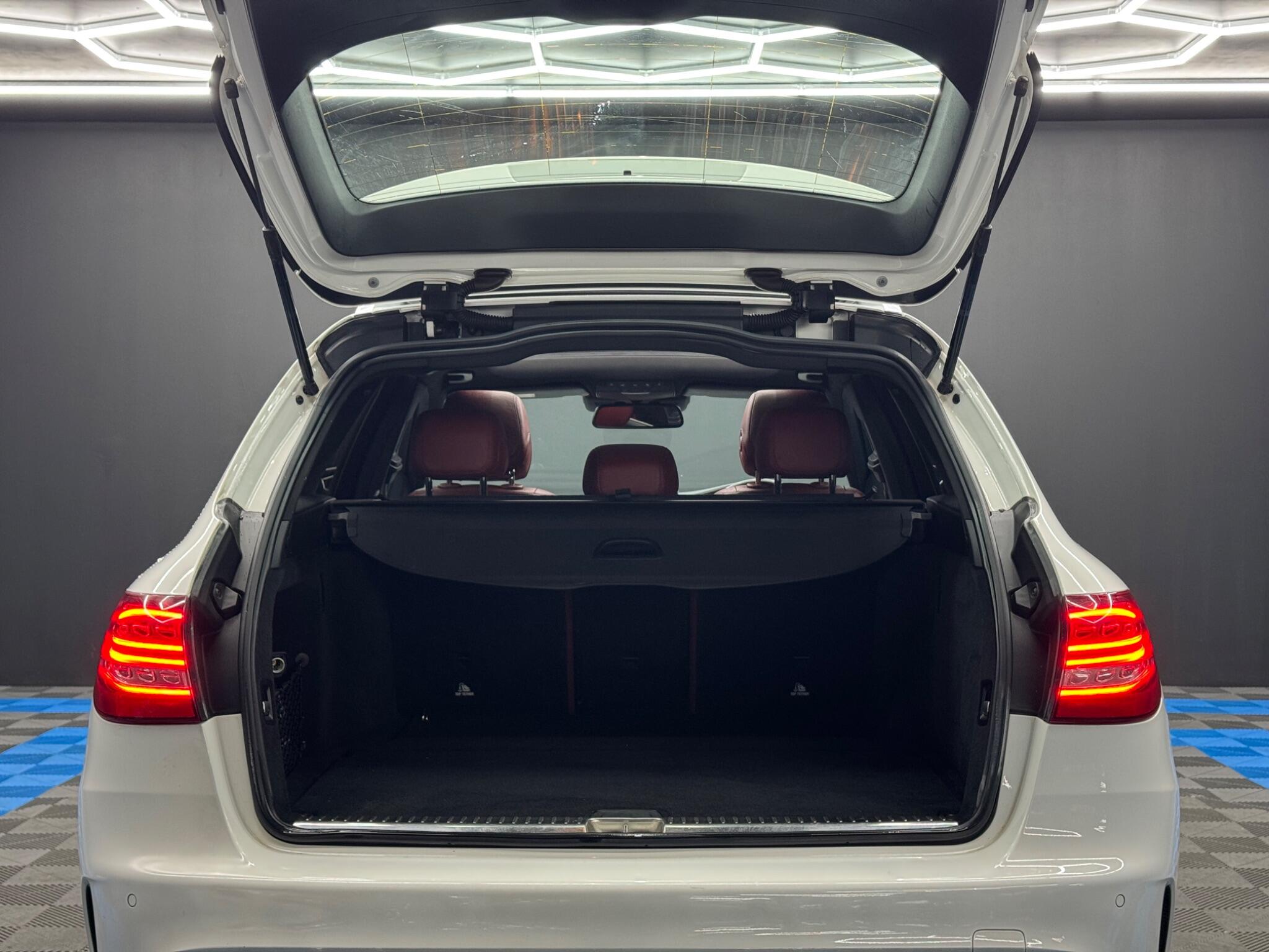 Mercedes-Benz C Class 2.1 C220d AMG Line (Premium Plus) Estate 5dr Diesel 7G-Tronic+ Euro 6 (s/s) (170 ps) 5dr Automatic 2025