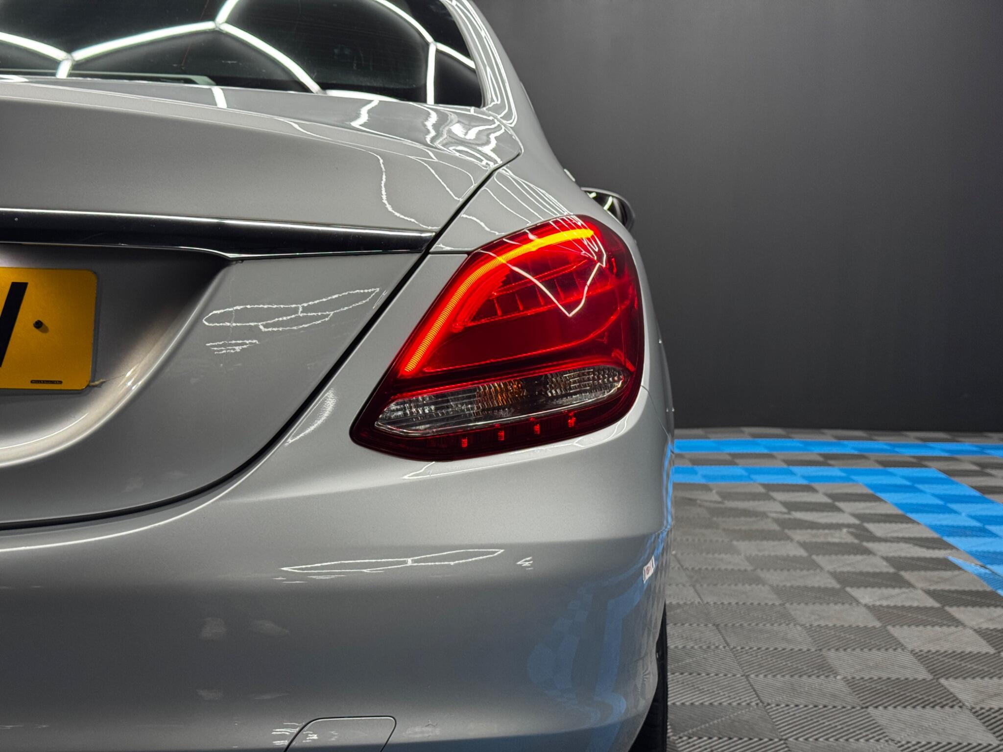 Mercedes-Benz C Class 2.1 C220d SE G-Tronic+ Euro 6 (s/s) 4dr 4dr Automatic 2025