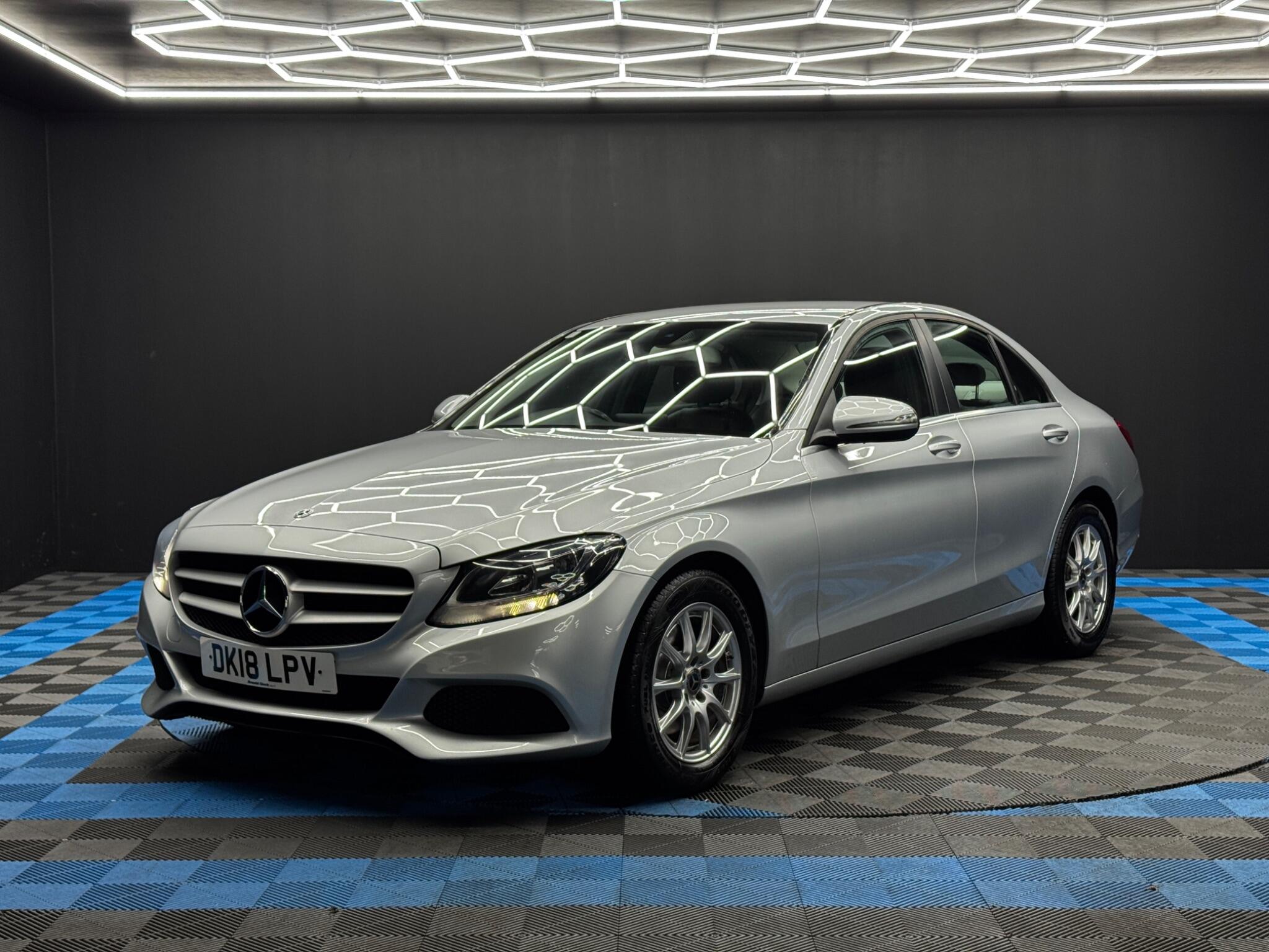 Mercedes-Benz C Class 2.1 C220d SE G-Tronic+ Euro 6 (s/s) 4dr 4dr Automatic 2025