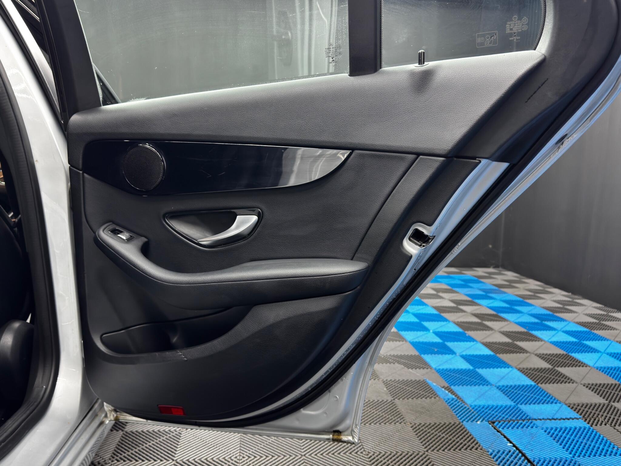 Mercedes-Benz C Class 2.1 C220d SE G-Tronic+ Euro 6 (s/s) 4dr 4dr Automatic 2025