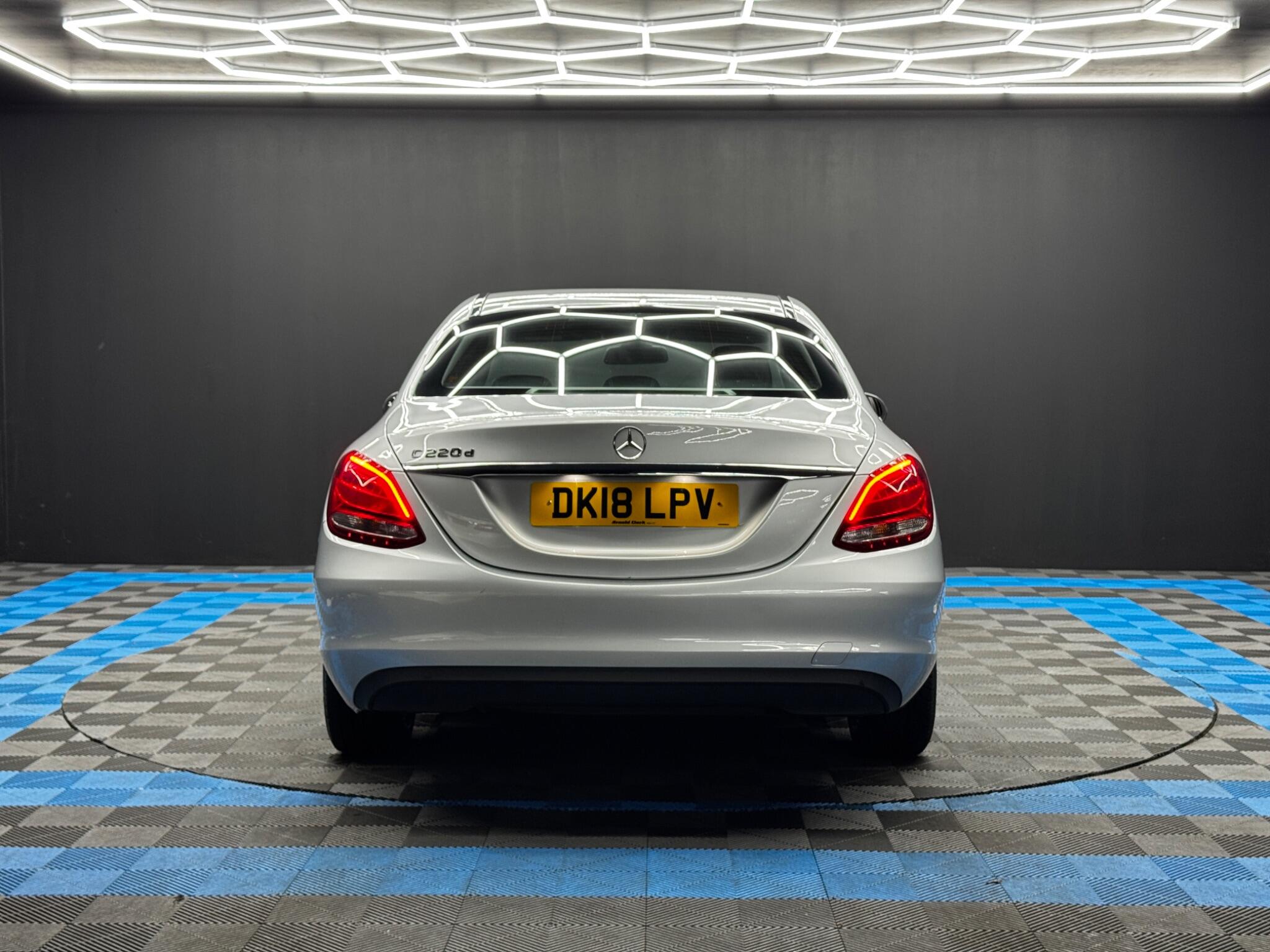 Mercedes-Benz C Class 2.1 C220d SE G-Tronic+ Euro 6 (s/s) 4dr 4dr Automatic 2025