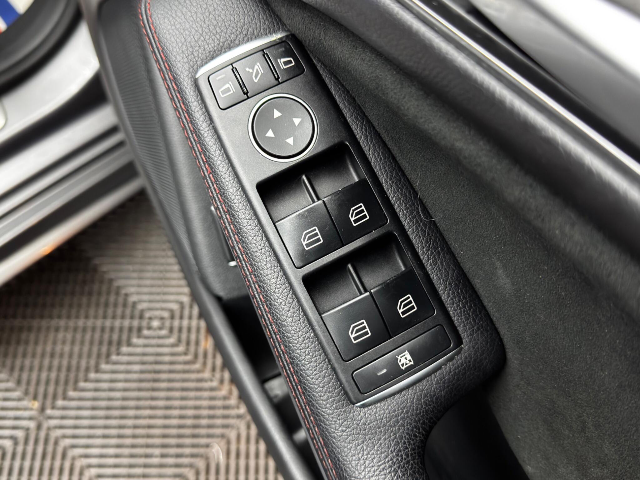 Mercedes-Benz CLA 2.1 CLA220d AMG Line Night Edition Coupe 7G-DCT Euro 6 (s/s) 4dr 4dr Automatic 2025