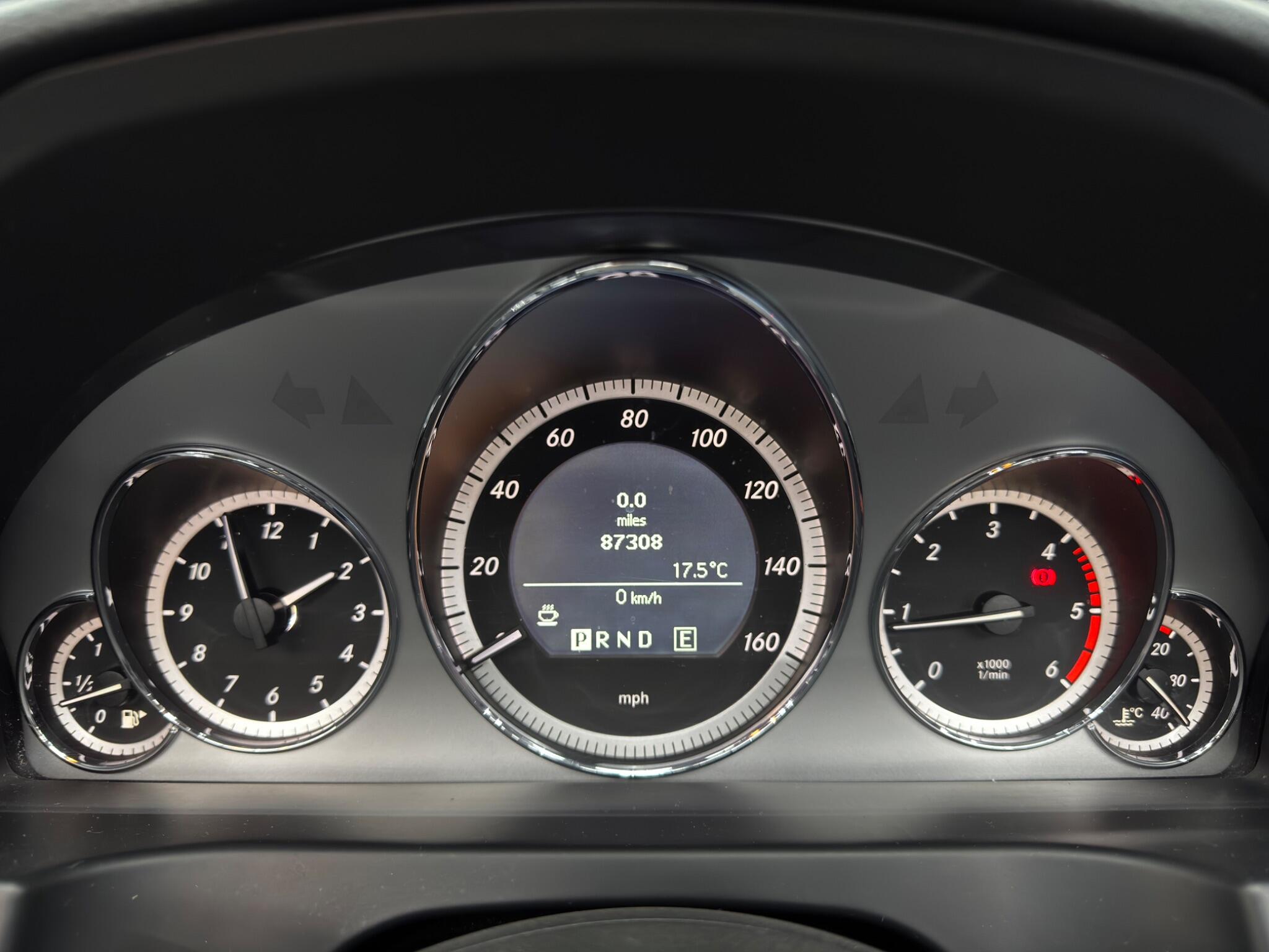 Mercedes-Benz E Class 2.1 E250 CDI BlueEfficiency Sport Cabriolet Tiptronic Euro 5 2dr 2dr Automatic 2026