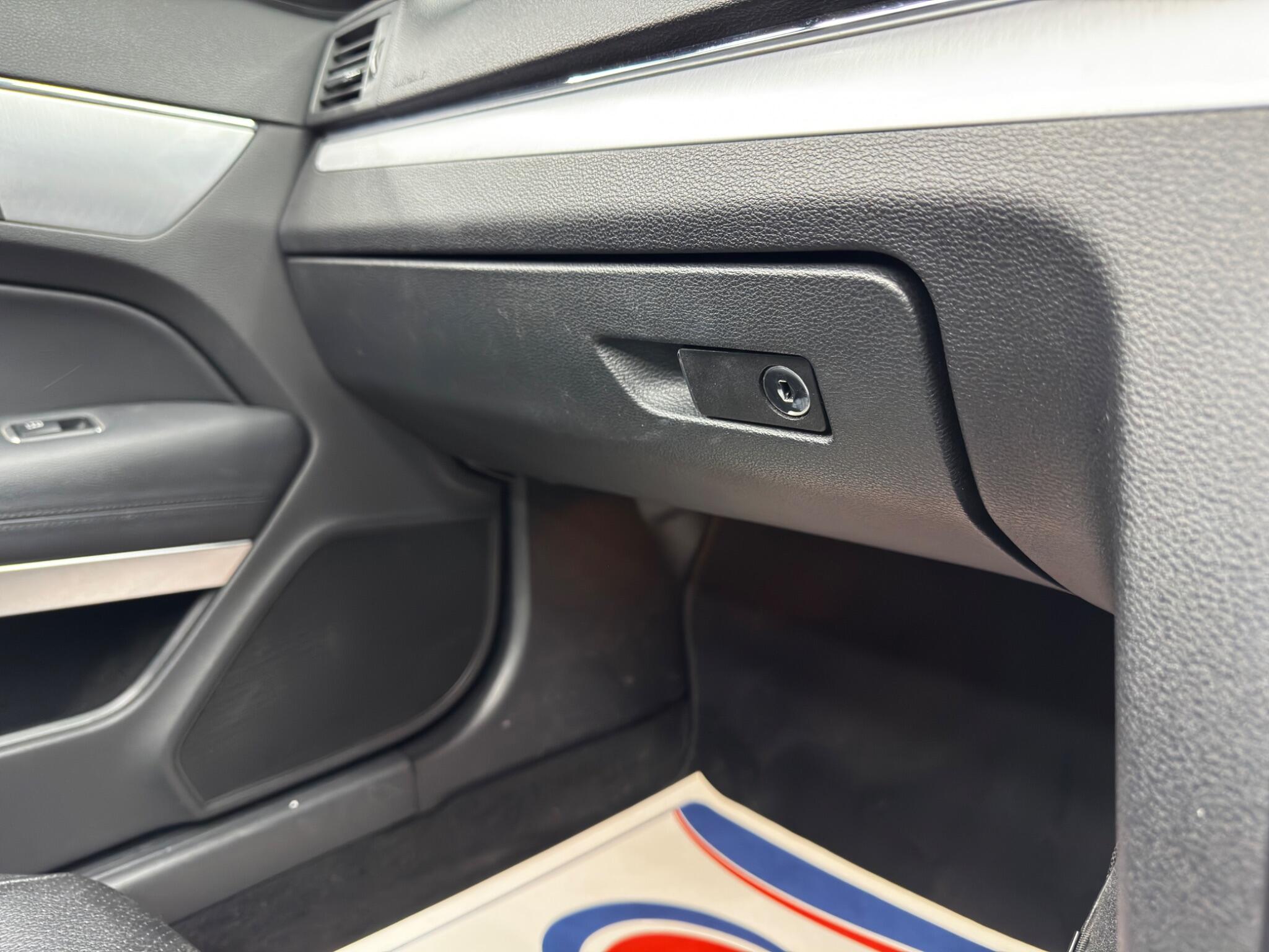 Mercedes-Benz E Class 2.1 E250 CDI BlueEfficiency Sport Cabriolet Tiptronic Euro 5 2dr 2dr Automatic 2026