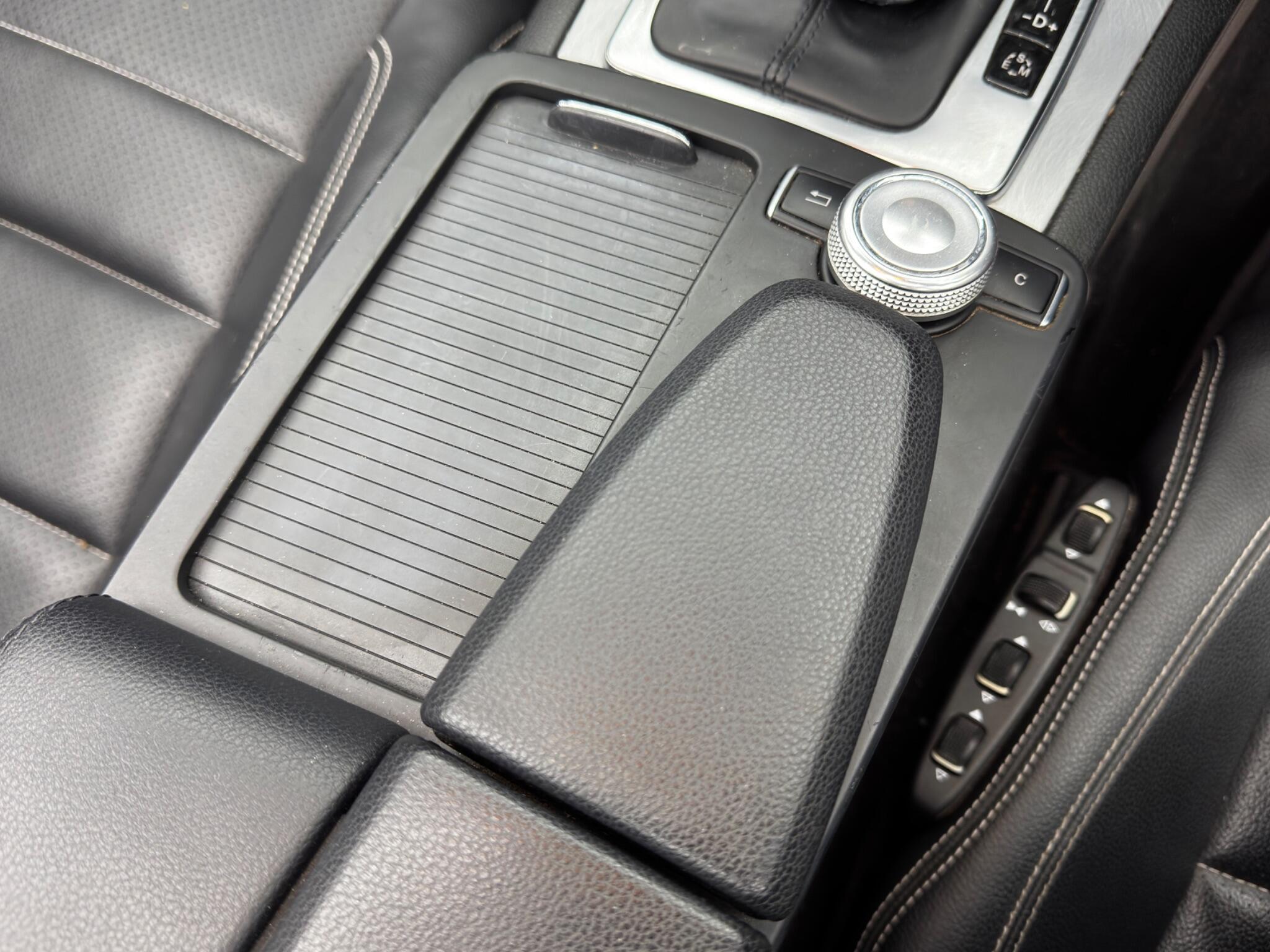 Mercedes-Benz E Class 2.1 E250 CDI BlueEfficiency Sport Cabriolet Tiptronic Euro 5 2dr 2dr Automatic 2026