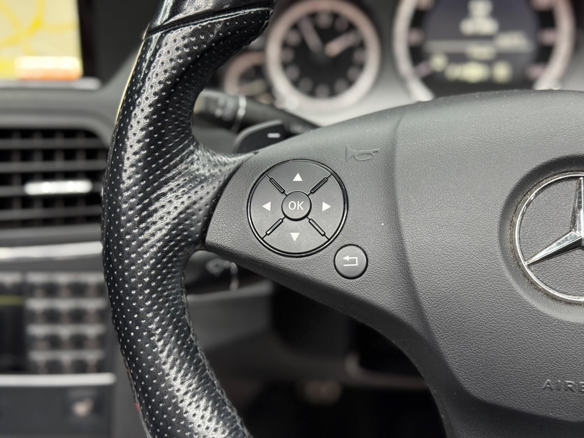 Mercedes-Benz E Class 2.1 E250 CDI BlueEfficiency Sport Cabriolet Tiptronic Euro 5 2dr 2dr Automatic 2026