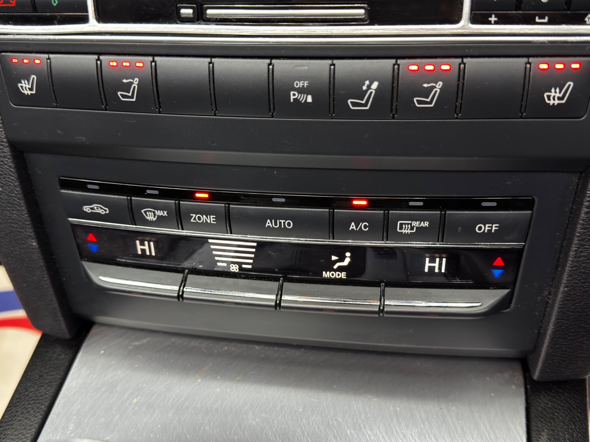 Mercedes-Benz E Class 3.0 E350 CDI V6 BlueEfficiency Sport Cabriolet G-Tronic Euro 5 2dr 2dr Automatic 2025