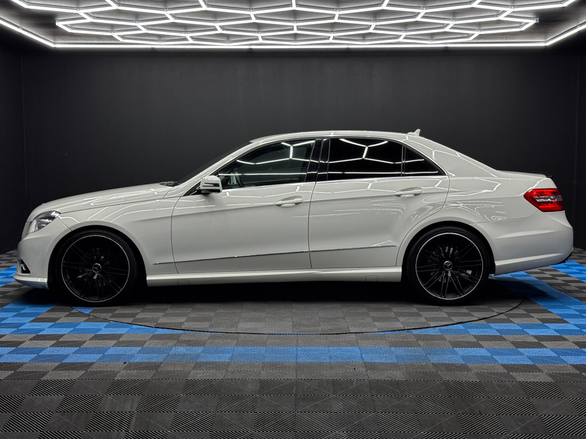 Mercedes-Benz E Class 3.0 E350 CDI V6 BlueEfficiency Sport G-Tronic Euro 5 4dr 4dr Automatic 2025