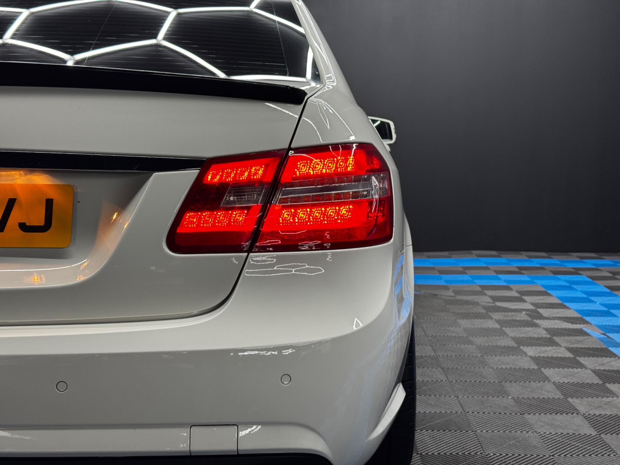 Mercedes-Benz E Class 3.0 E350 CDI V6 BlueEfficiency Sport G-Tronic Euro 5 4dr 4dr Automatic 2025