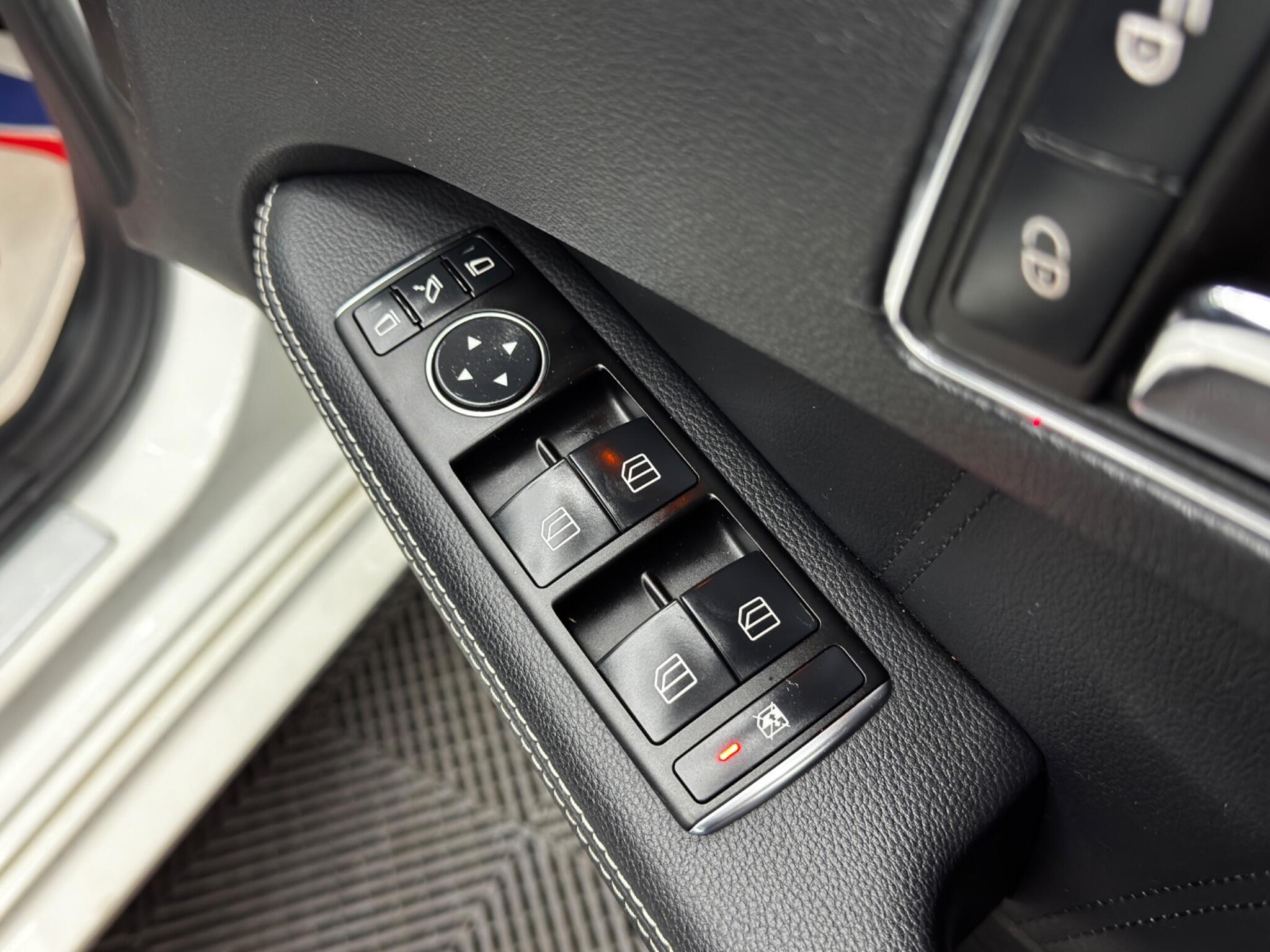 Mercedes-Benz E Class 3.0 E350 CDI V6 BlueEfficiency Sport G-Tronic Euro 5 4dr 4dr Automatic 2025