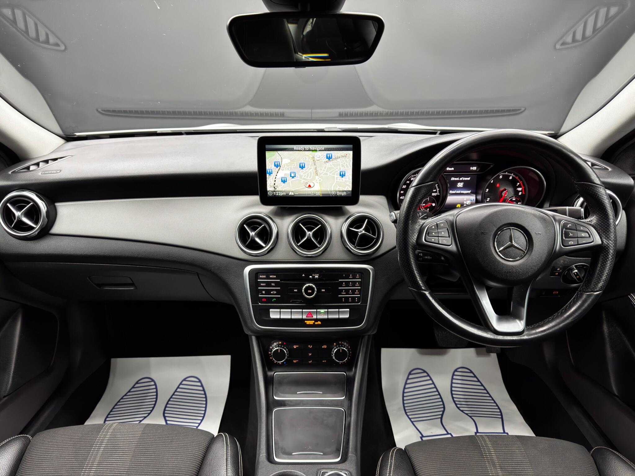 Mercedes-Benz GLA 1.6 GLA180 Urban Edition 7G-DCT Euro 6 (s/s) 5dr 5dr Automatic 2025