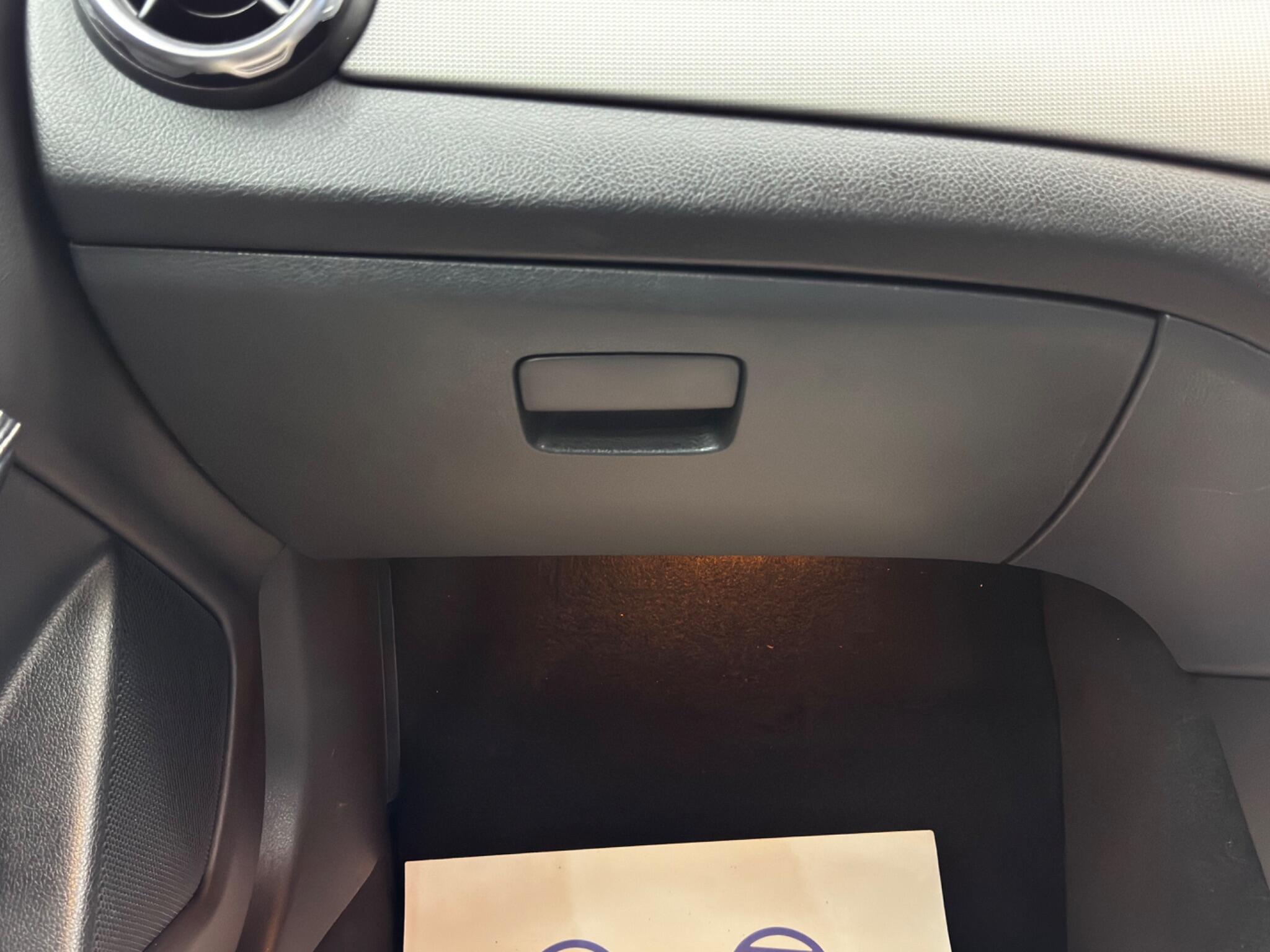 Mercedes-Benz GLA 1.6 GLA180 Urban Edition 7G-DCT Euro 6 (s/s) 5dr 5dr Automatic 2025