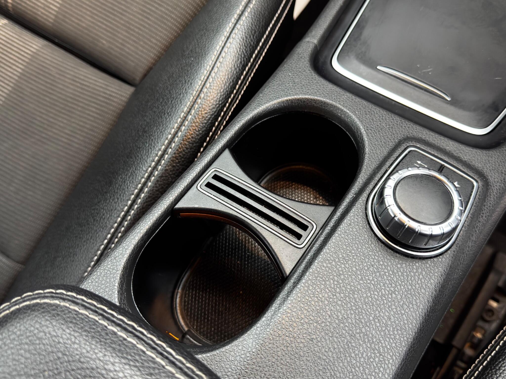 Mercedes-Benz GLA 1.6 GLA180 Urban Edition 7G-DCT Euro 6 (s/s) 5dr 5dr Automatic 2025